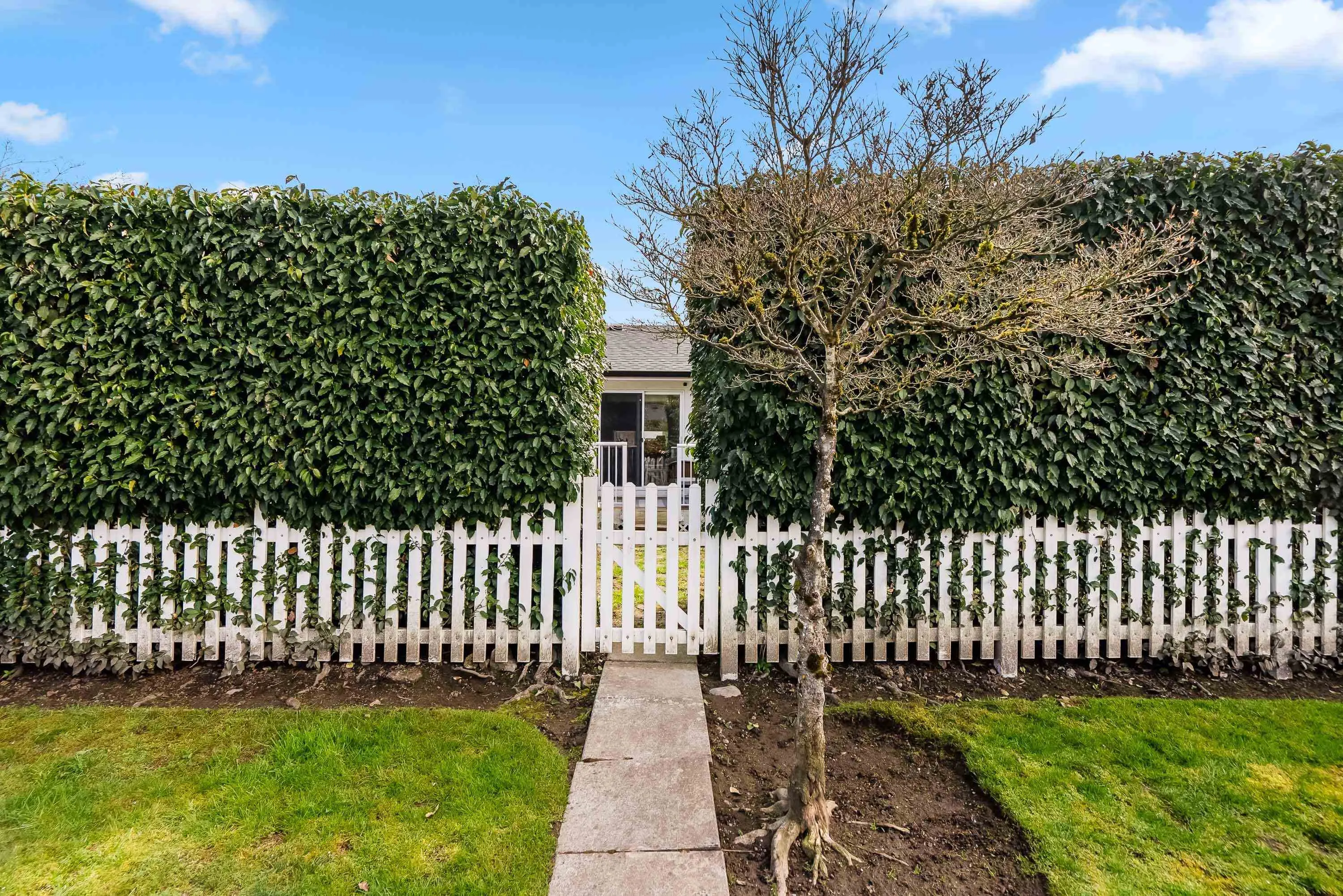62 20761 Telegraph Trail