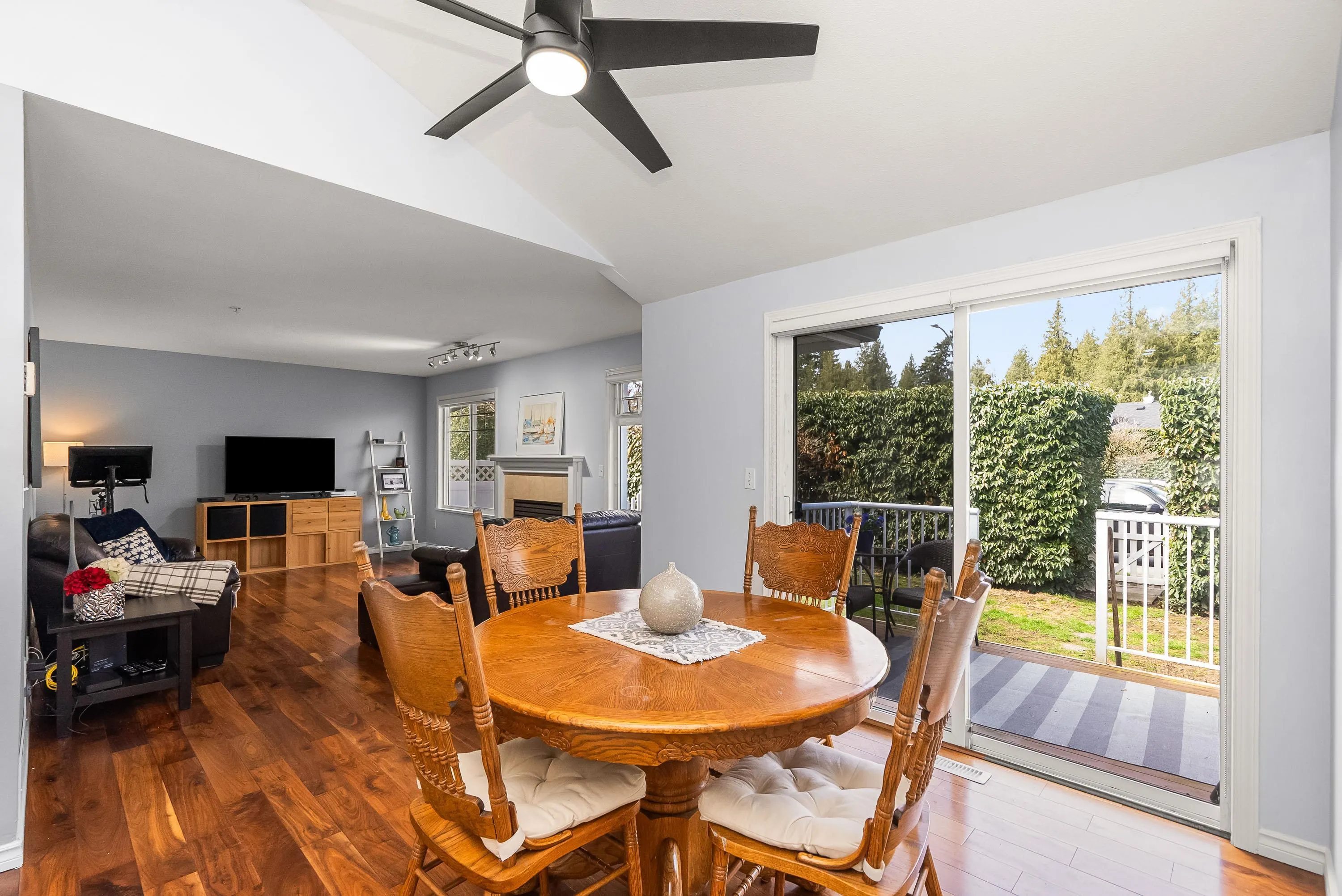 62 20761 Telegraph Trail