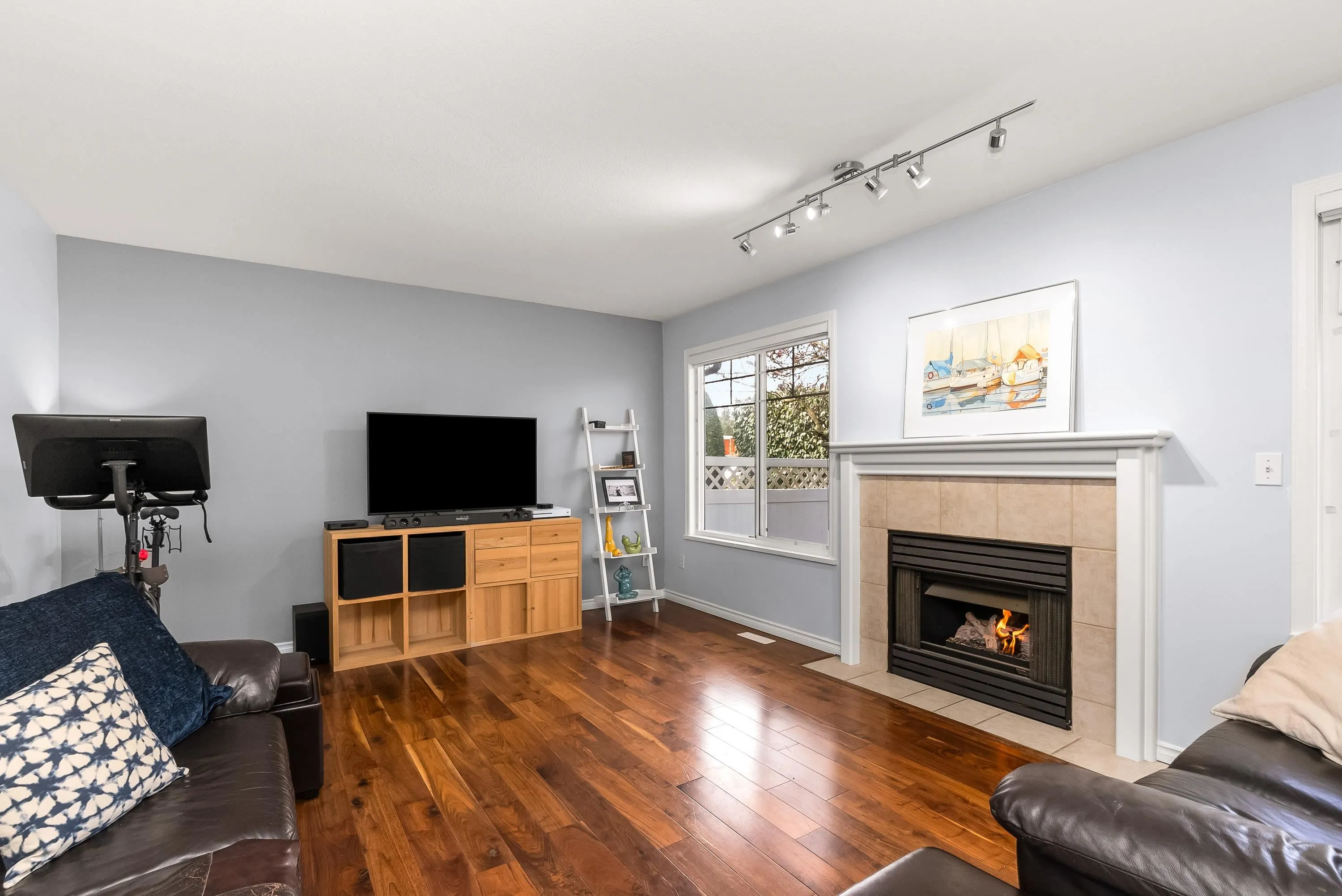 62 20761 Telegraph Trail