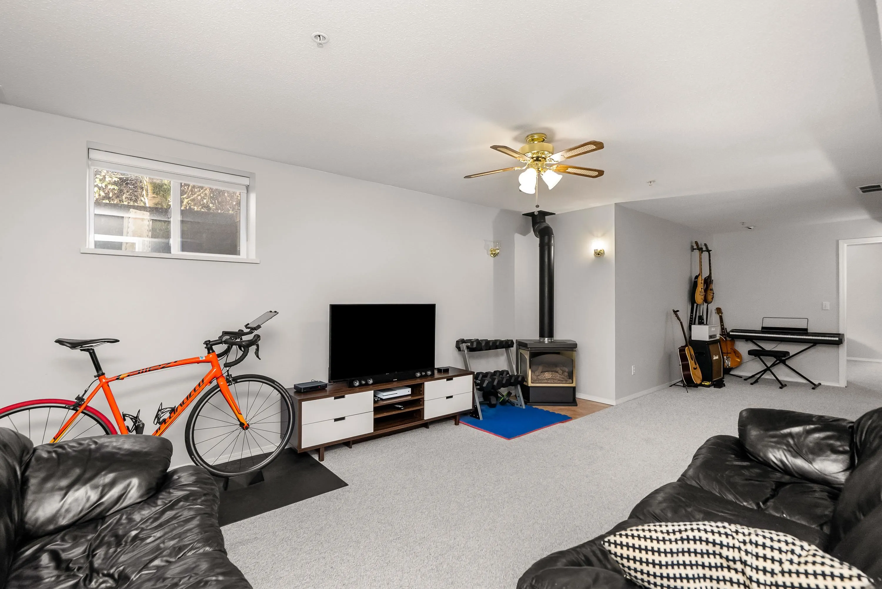 62 20761 Telegraph Trail