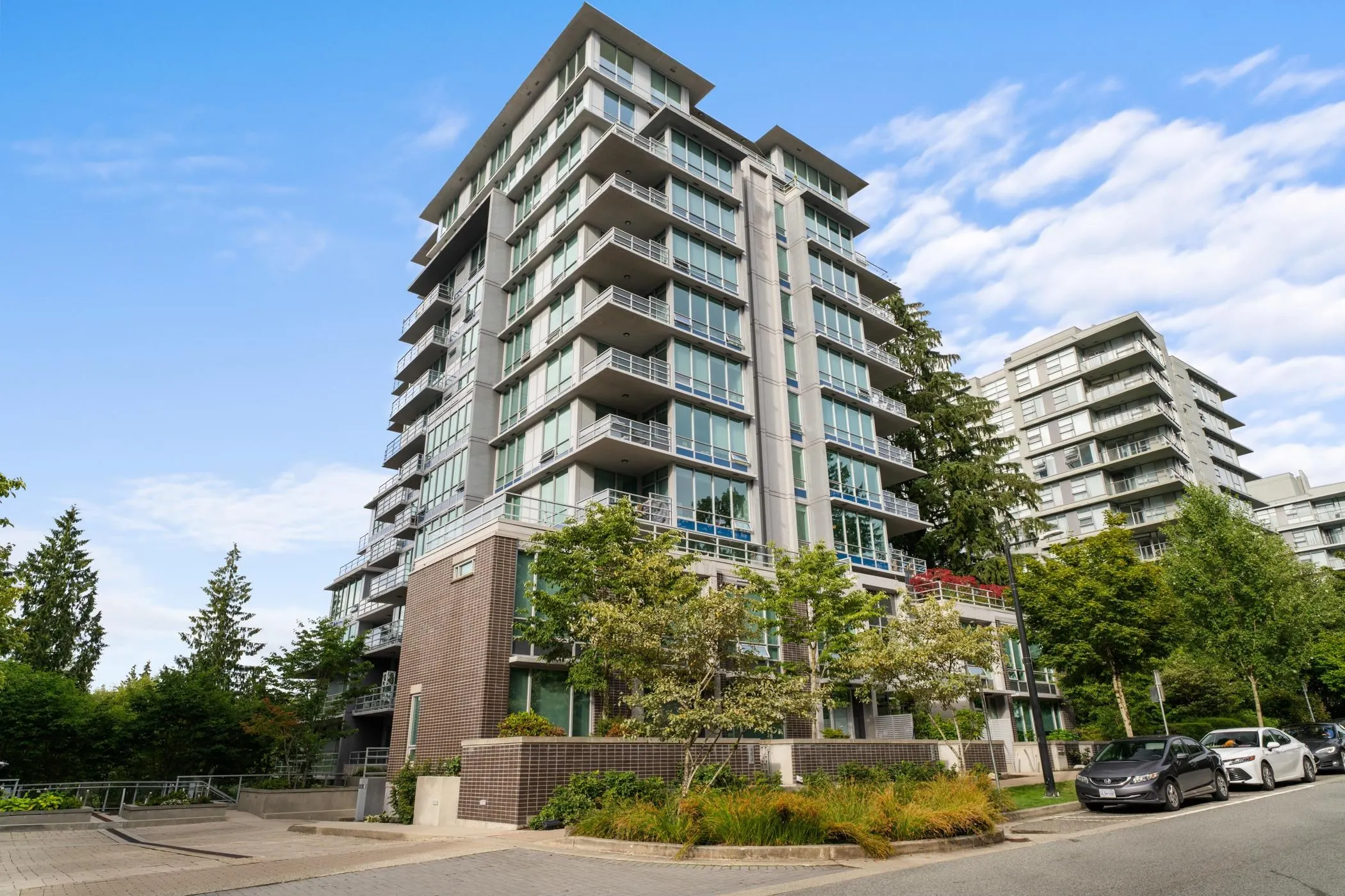 707 9080 University Crescent