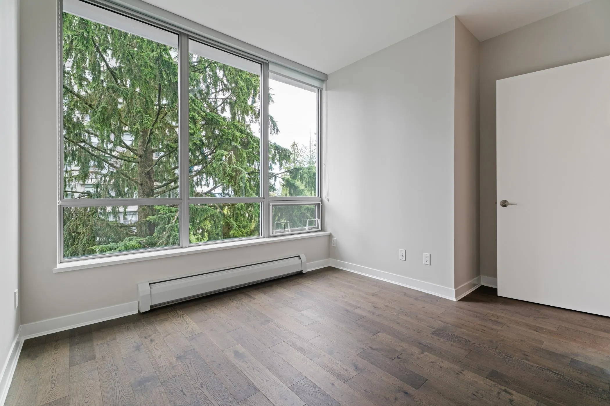 707 9080 University Crescent