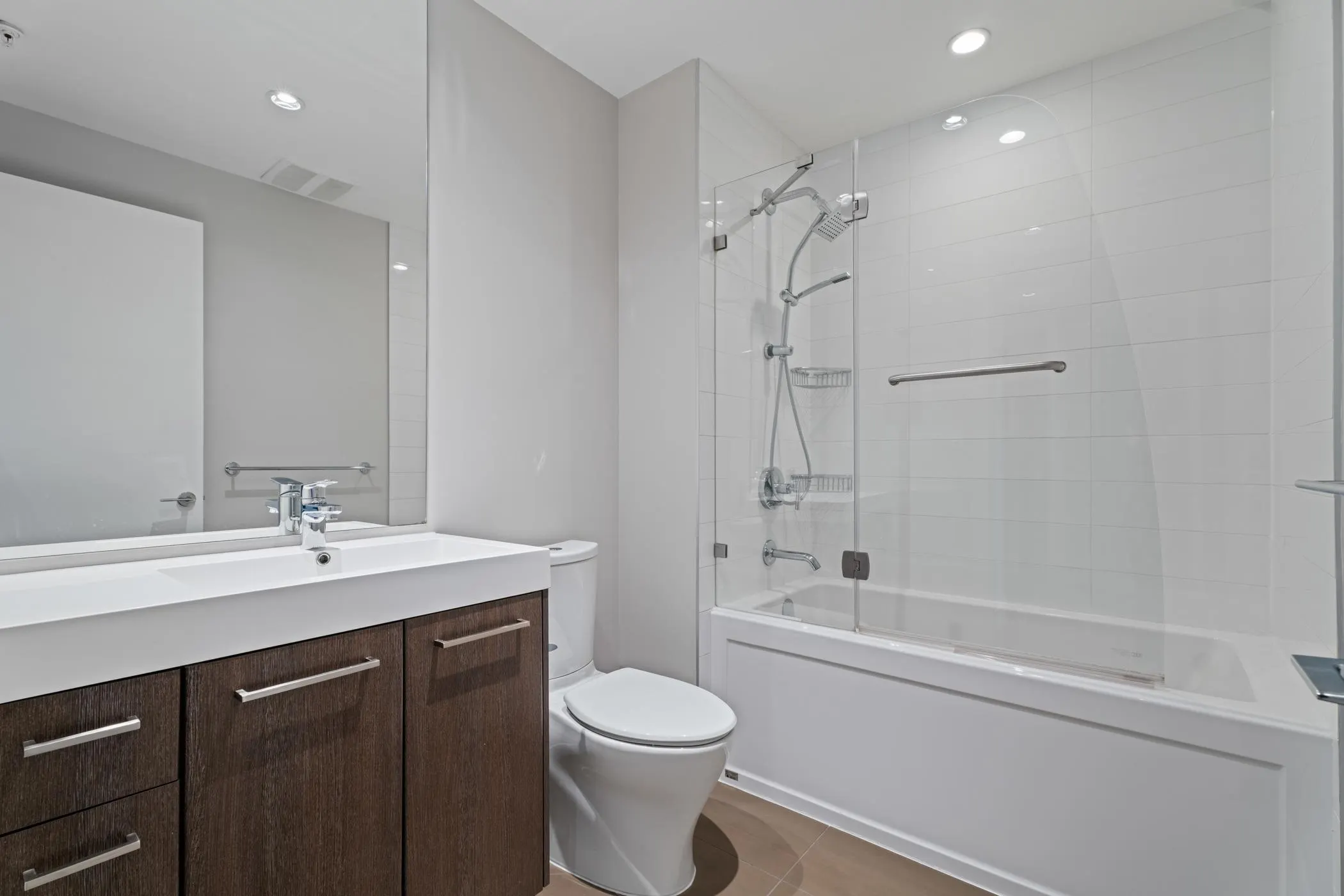 707 9080 University Crescent