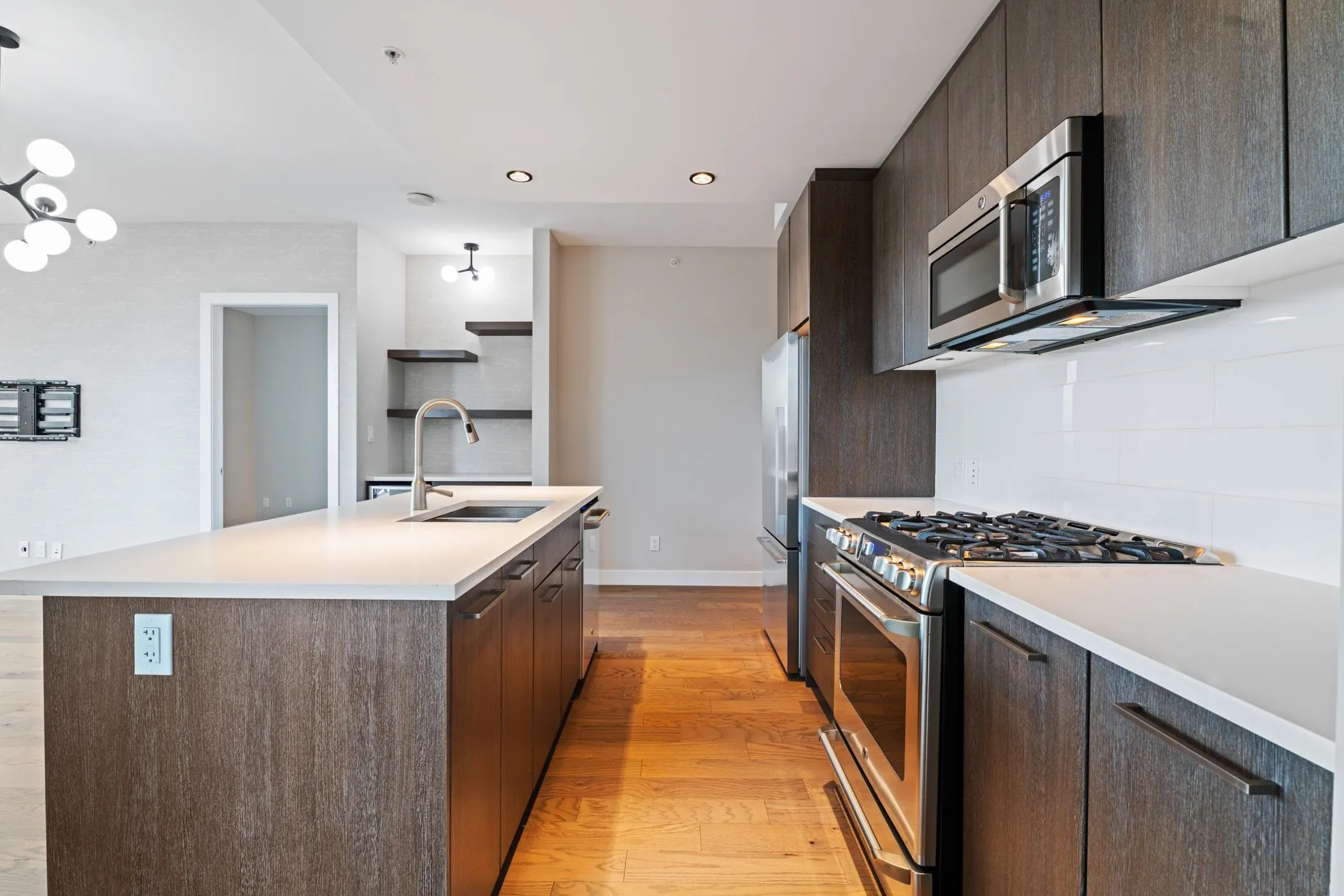 707 9080 University Crescent