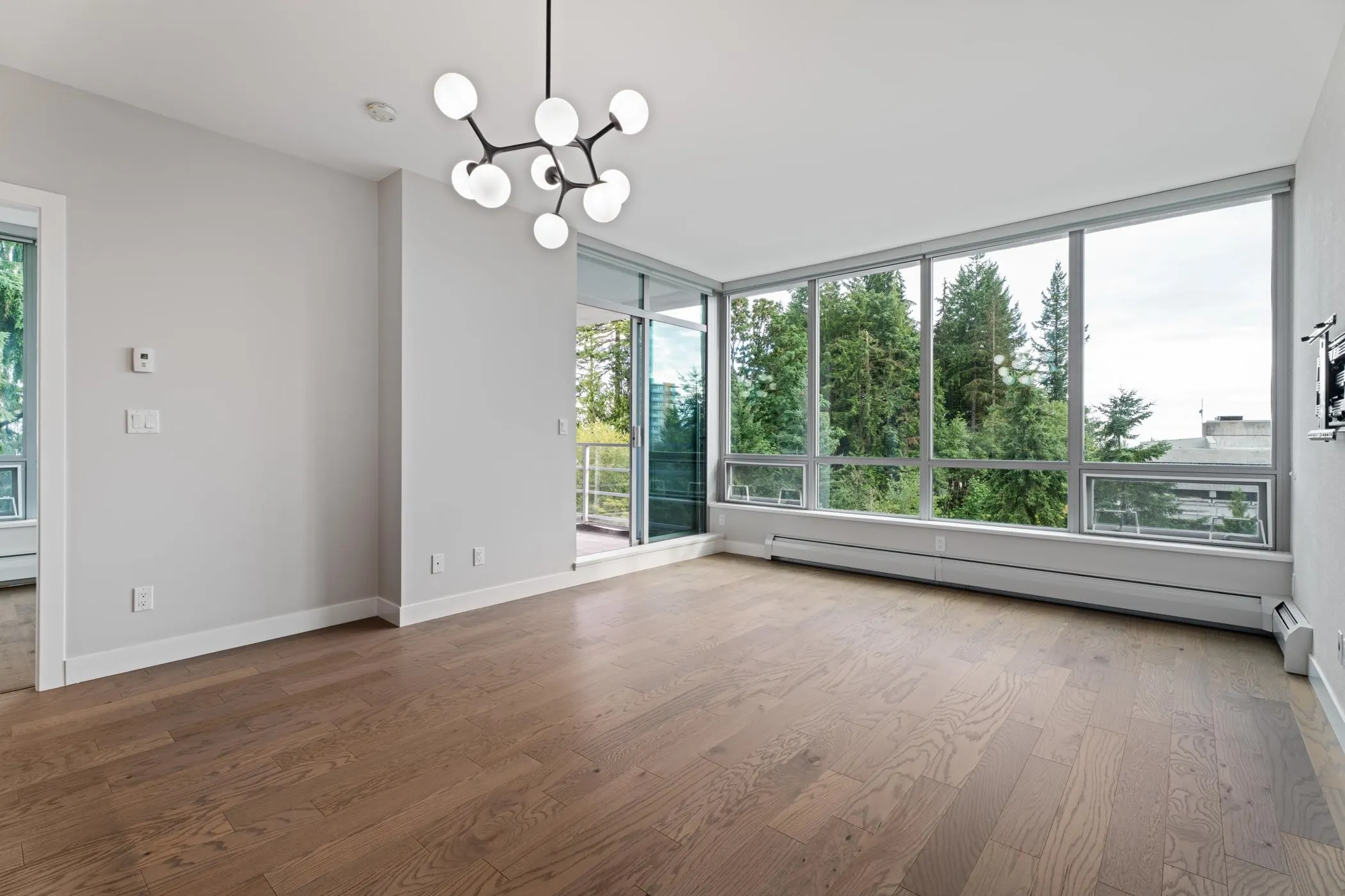 707 9080 University Crescent