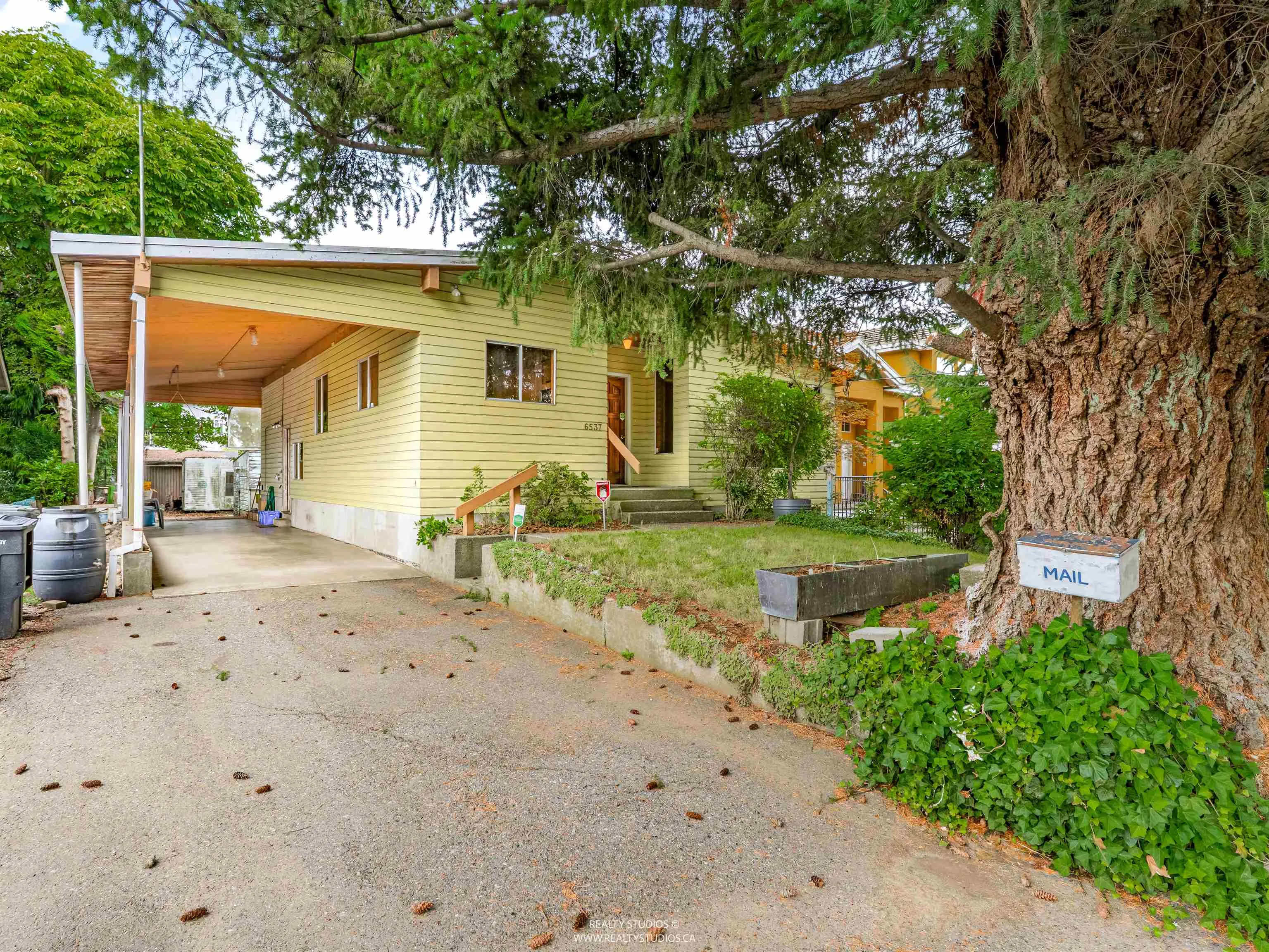 6537 Waltham Avenue