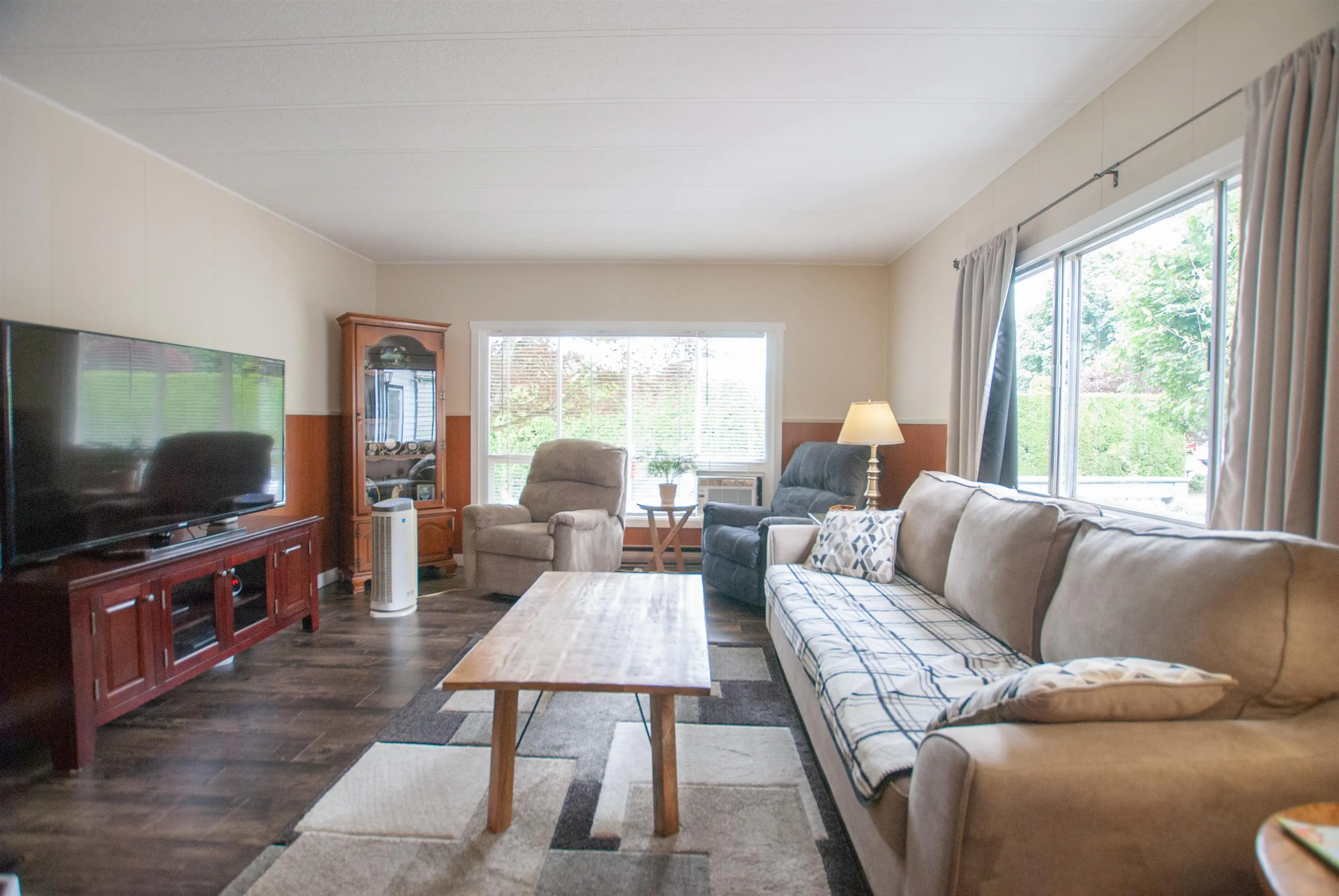 30 46484 Chilliwack Lake Road