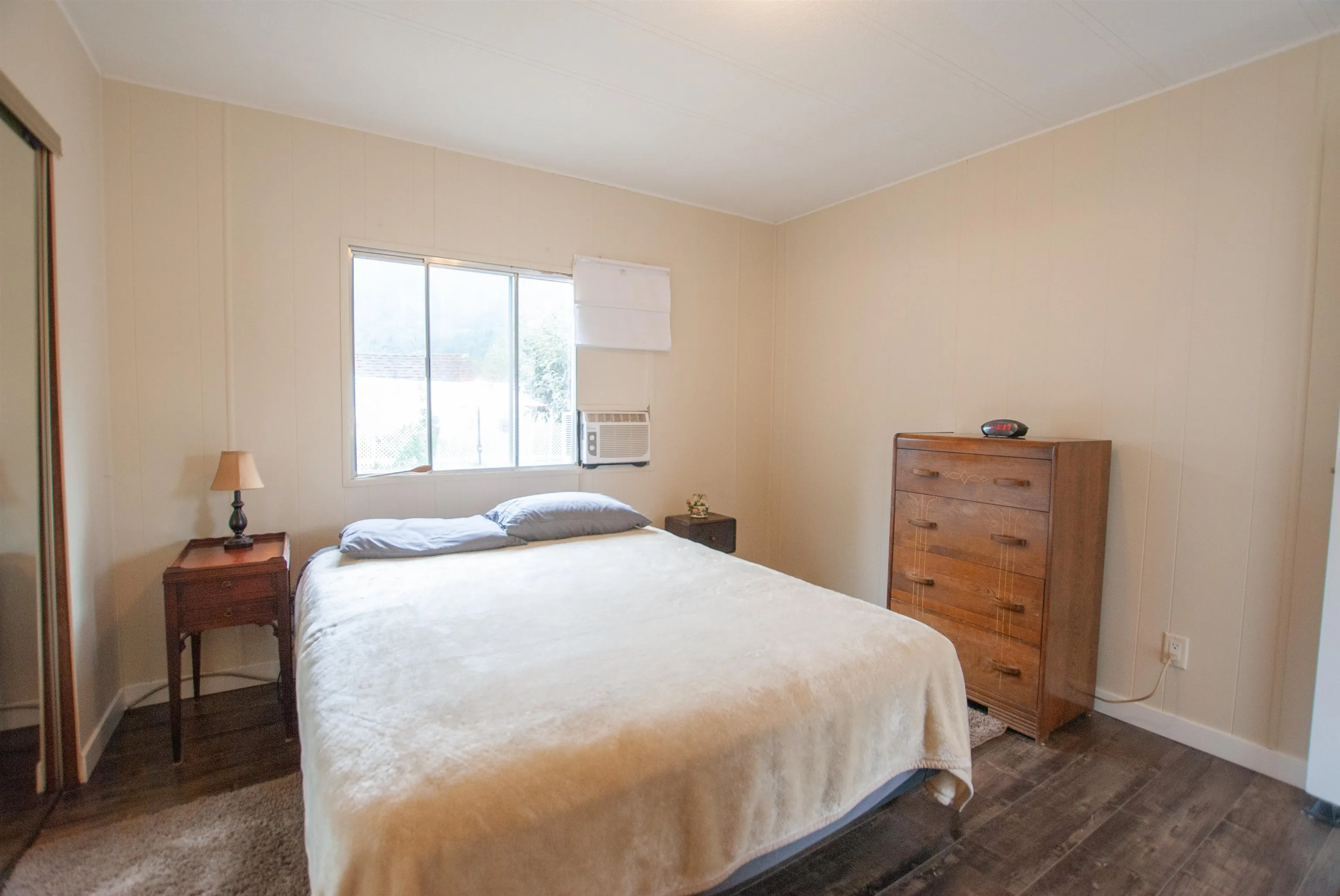 30 46484 Chilliwack Lake Road