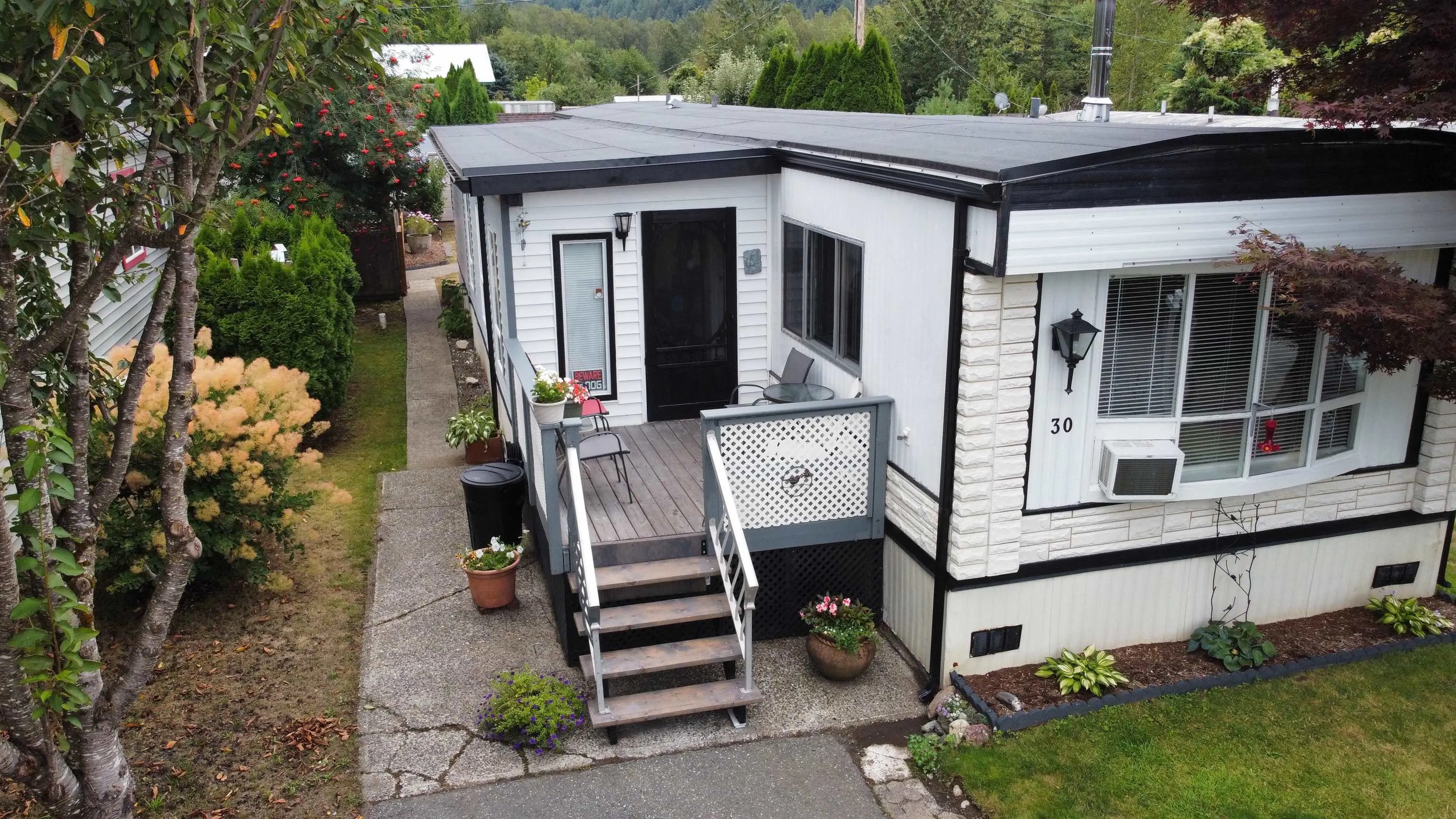 30 46484 Chilliwack Lake Road