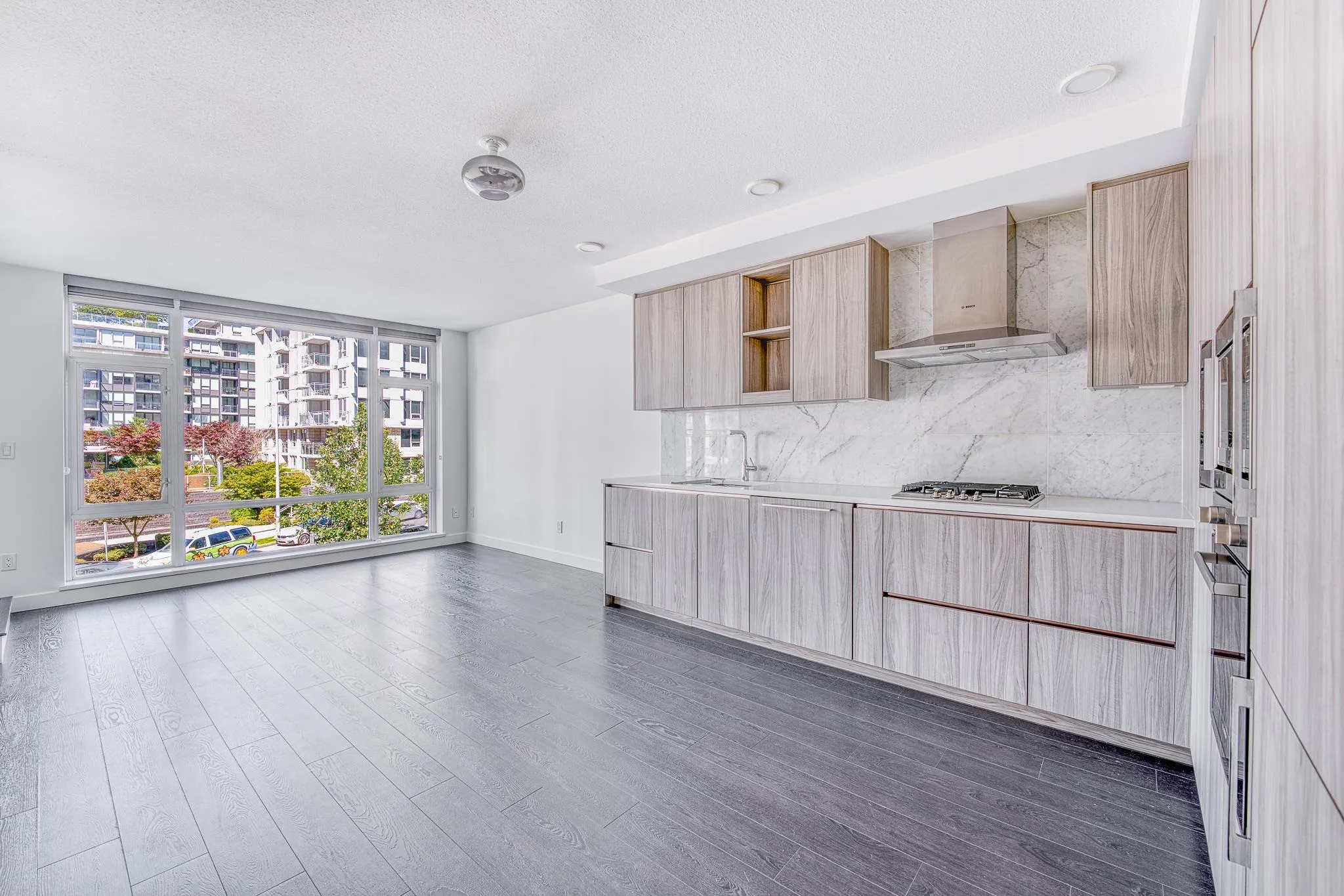 509 8800 Hazelbridge Way