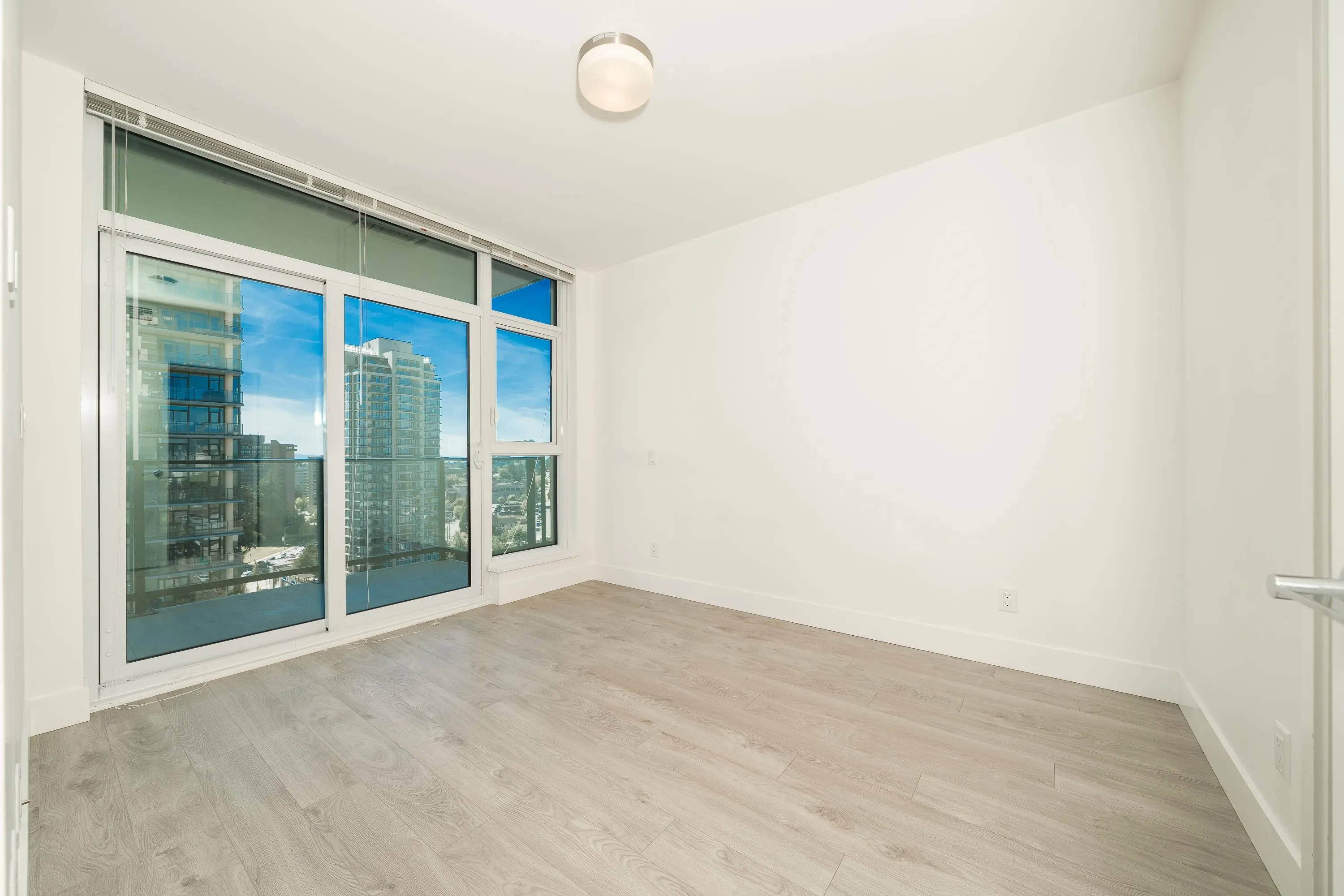 1601 7303 Noble Lane