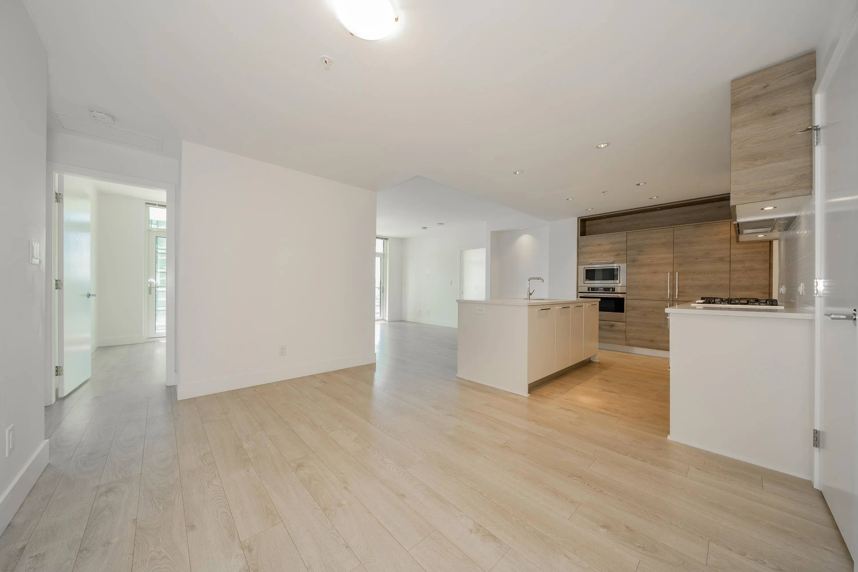 1601 7303 Noble Lane