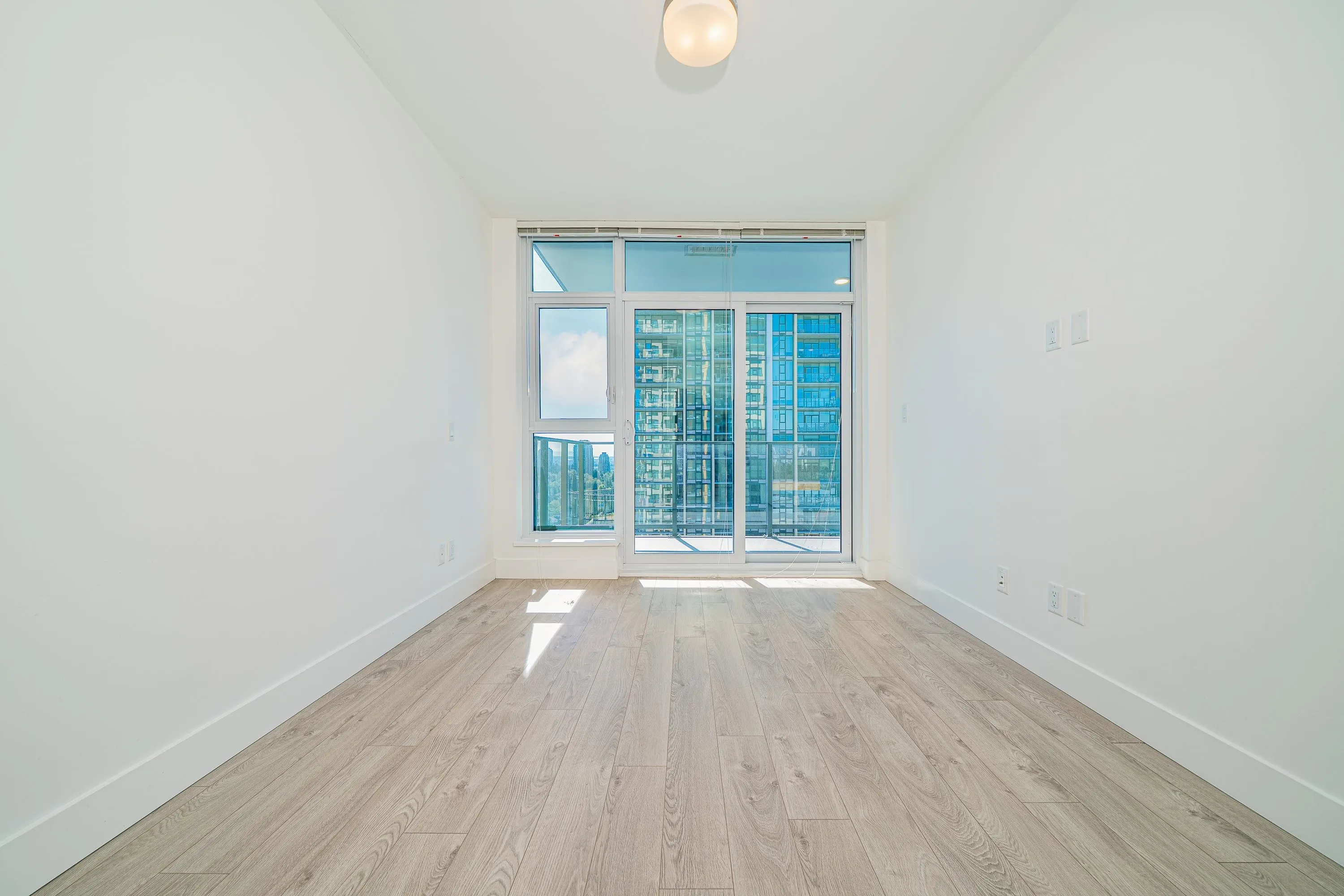 1601 7303 Noble Lane