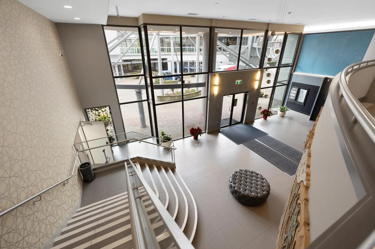 2302 1500 Howe Street