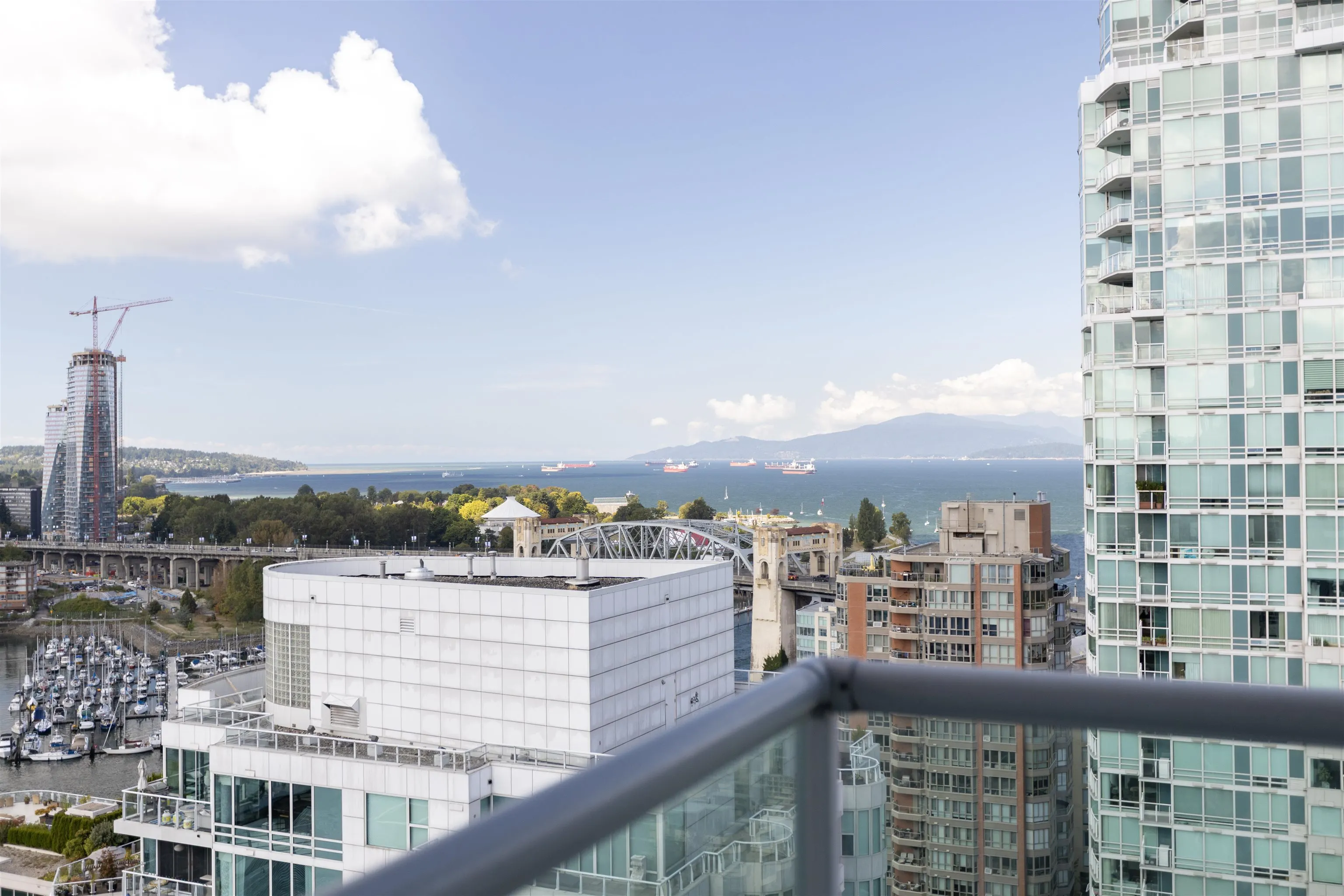 2302 1500 Howe Street