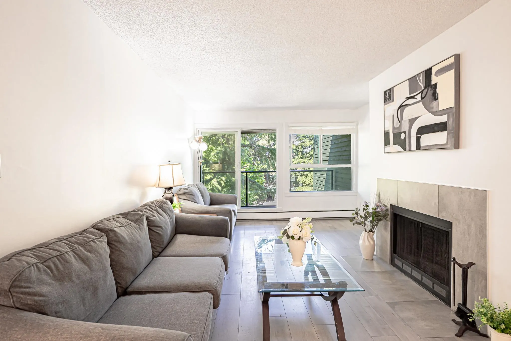 322 8591 Westminster Highway