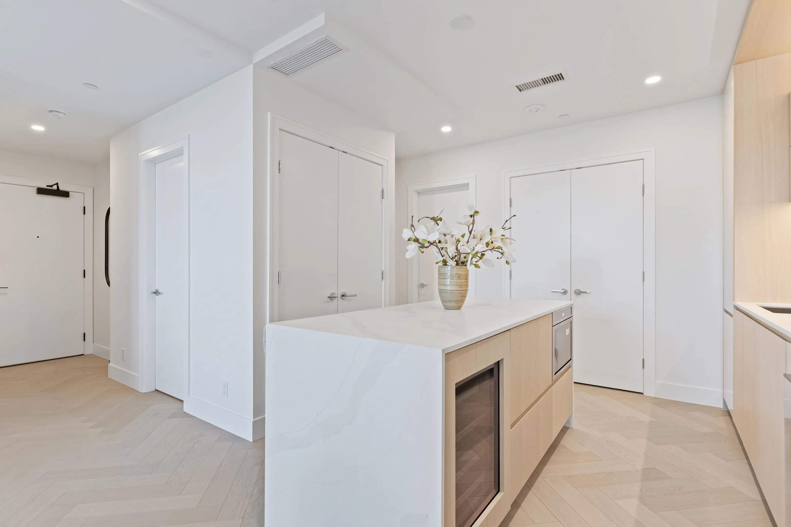 501 1342 Johnston Road