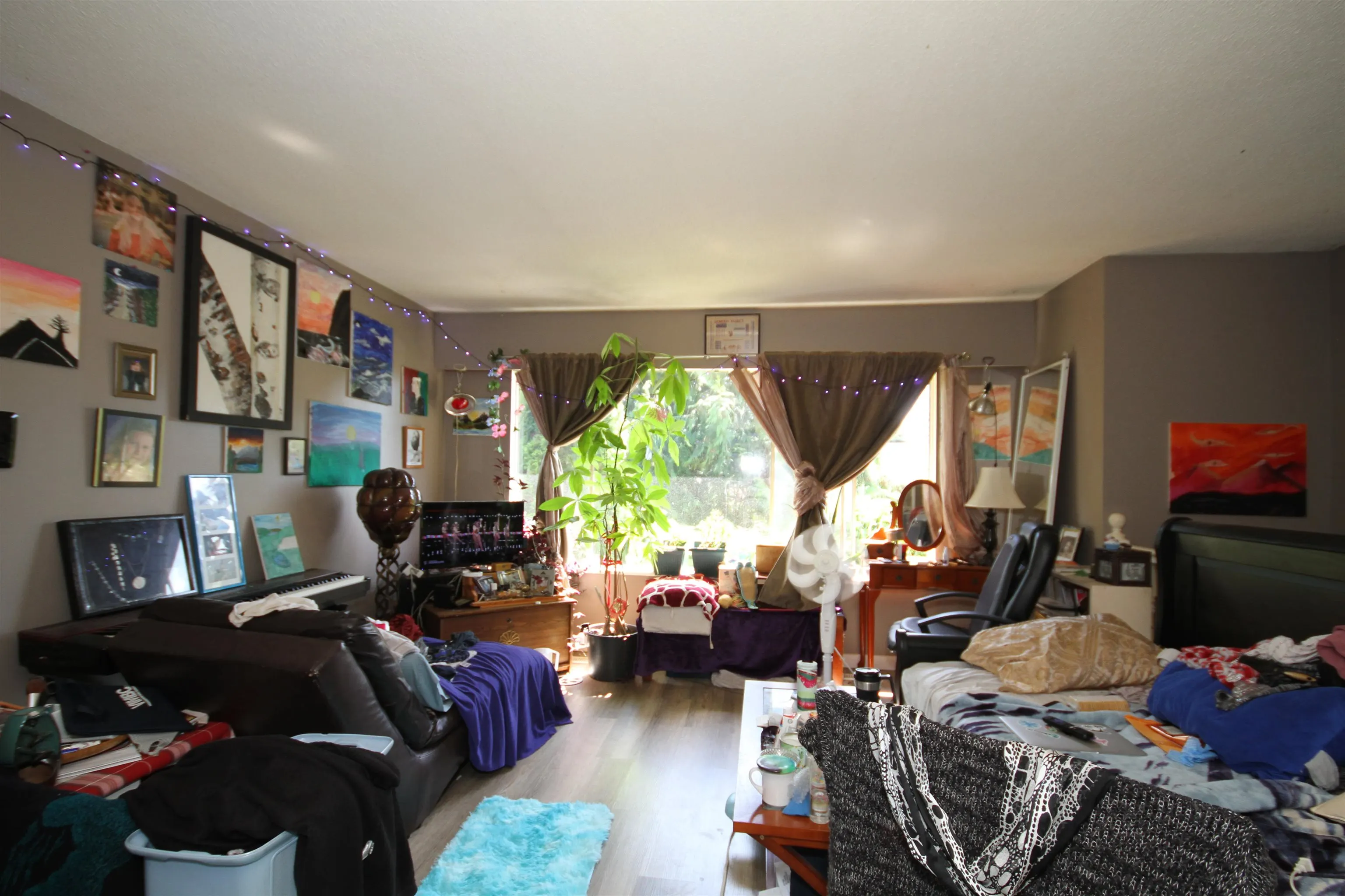 999 Lincoln Avenue