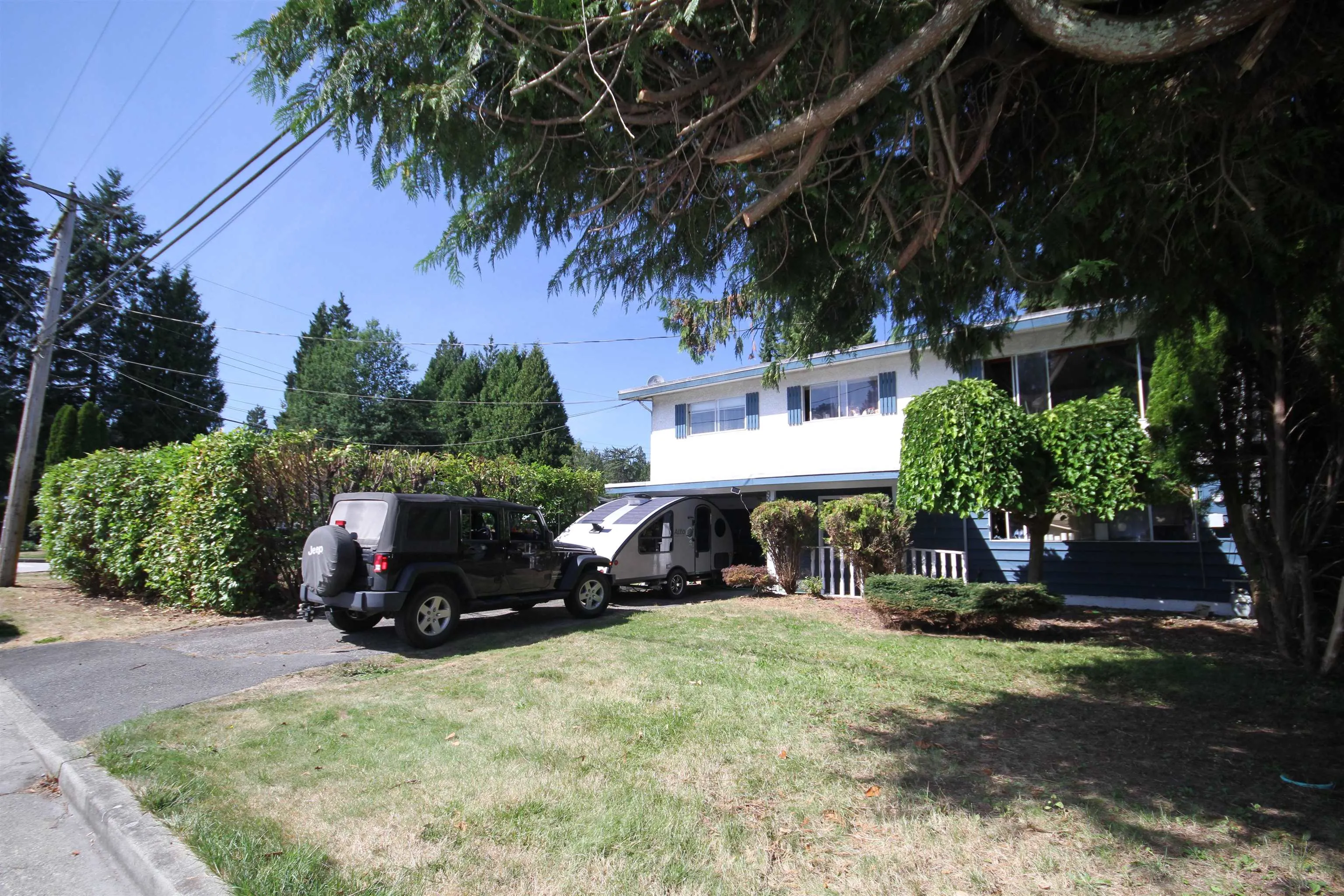 999 Lincoln Avenue