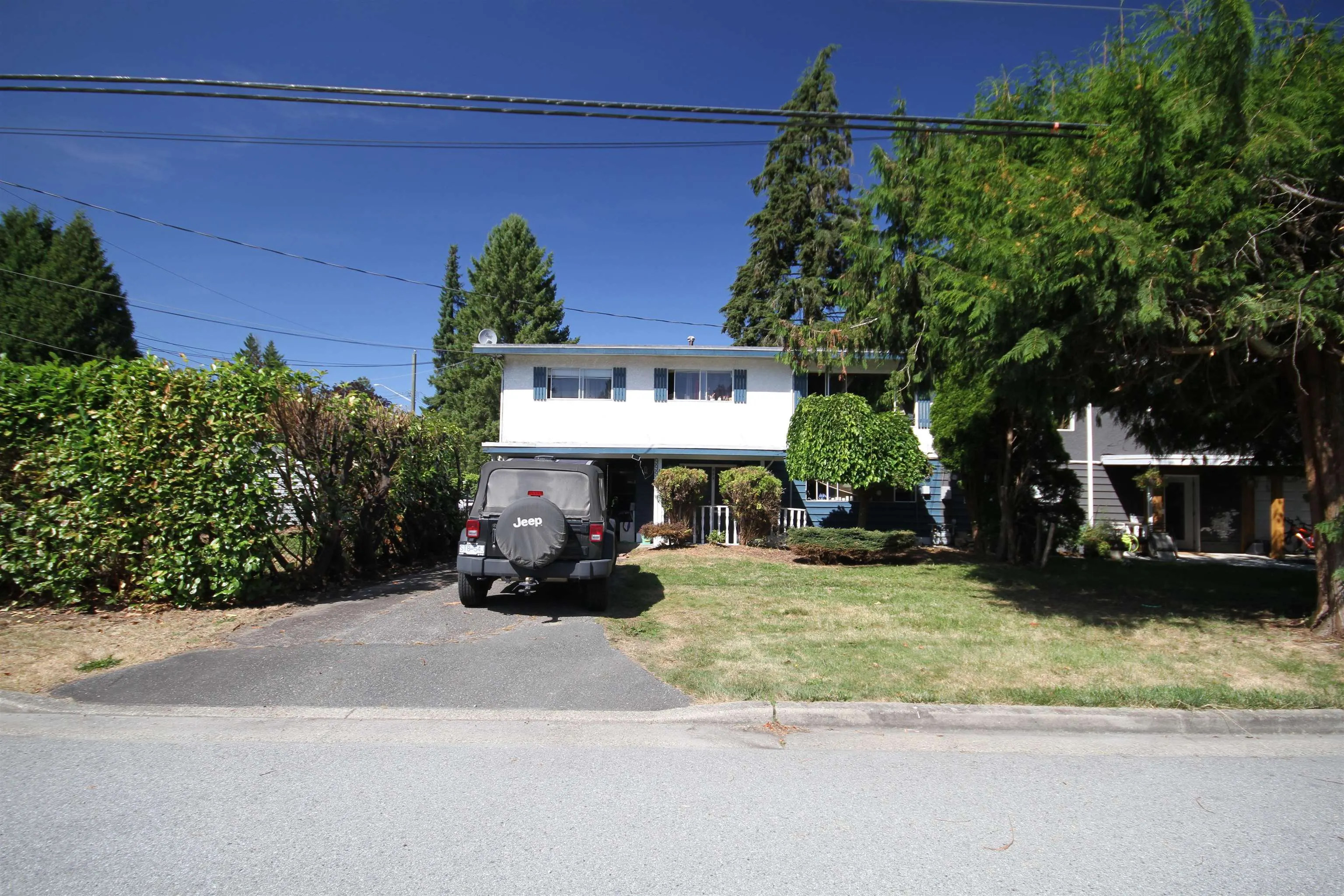 999 Lincoln Avenue
