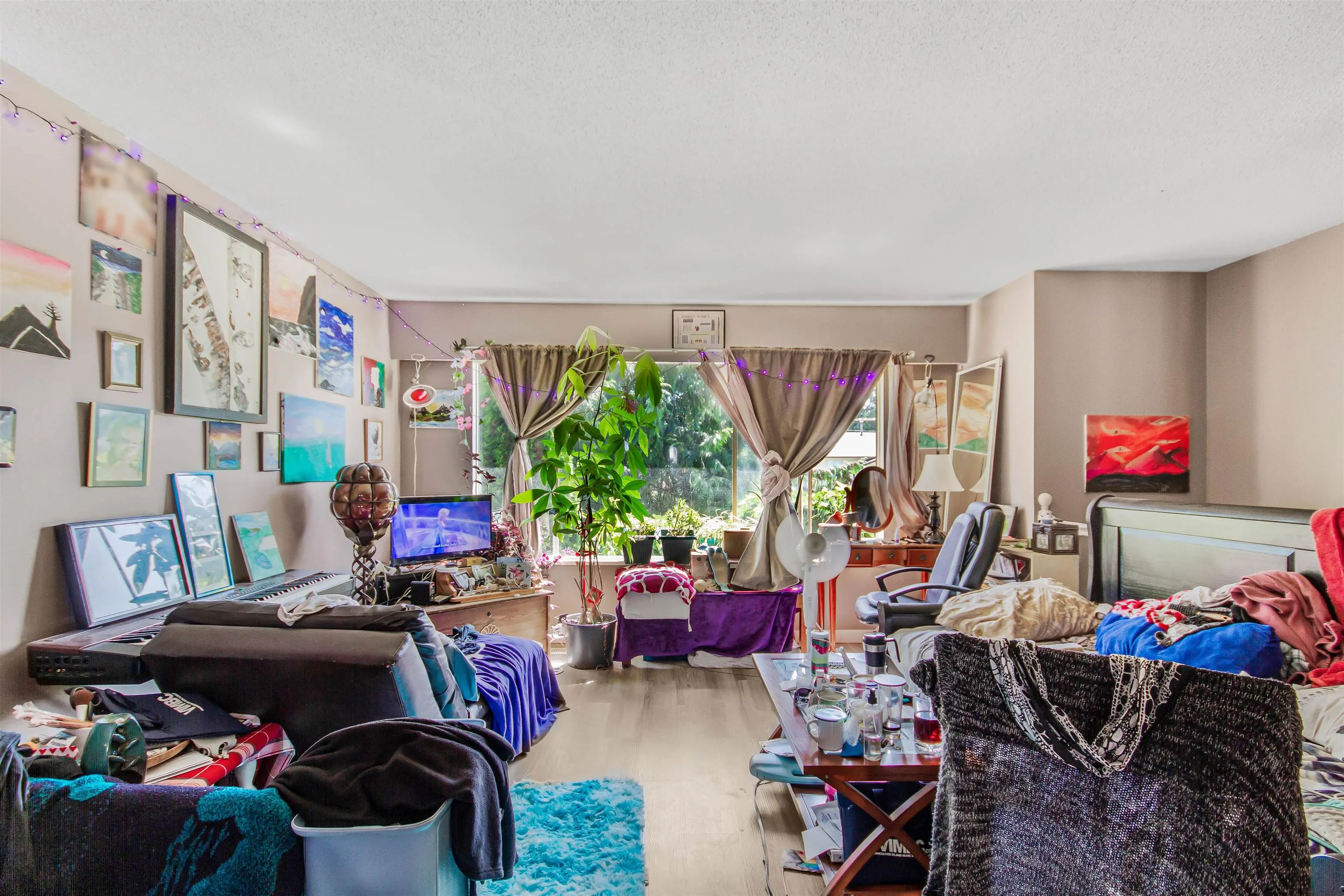 999 Lincoln Avenue