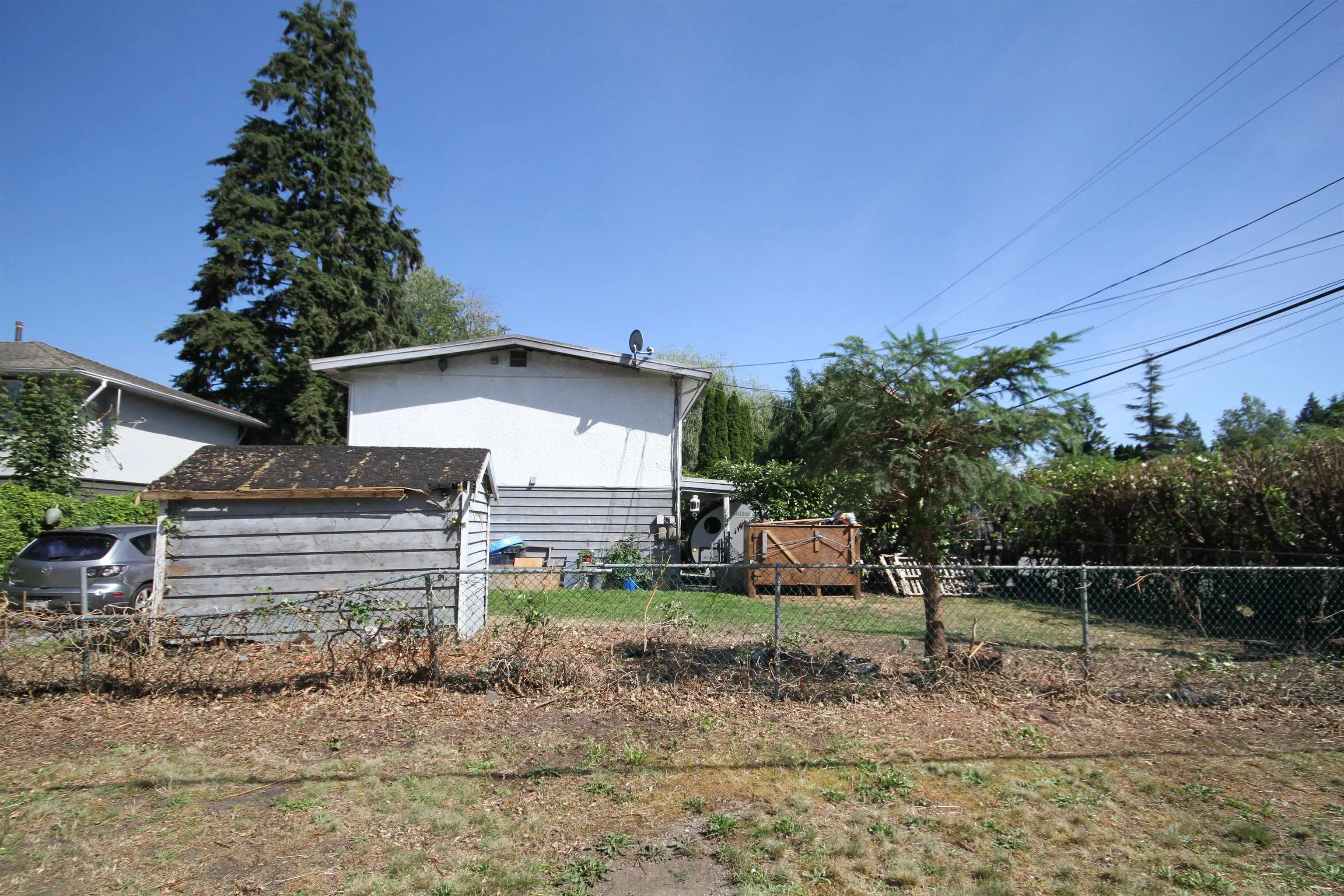 999 Lincoln Avenue