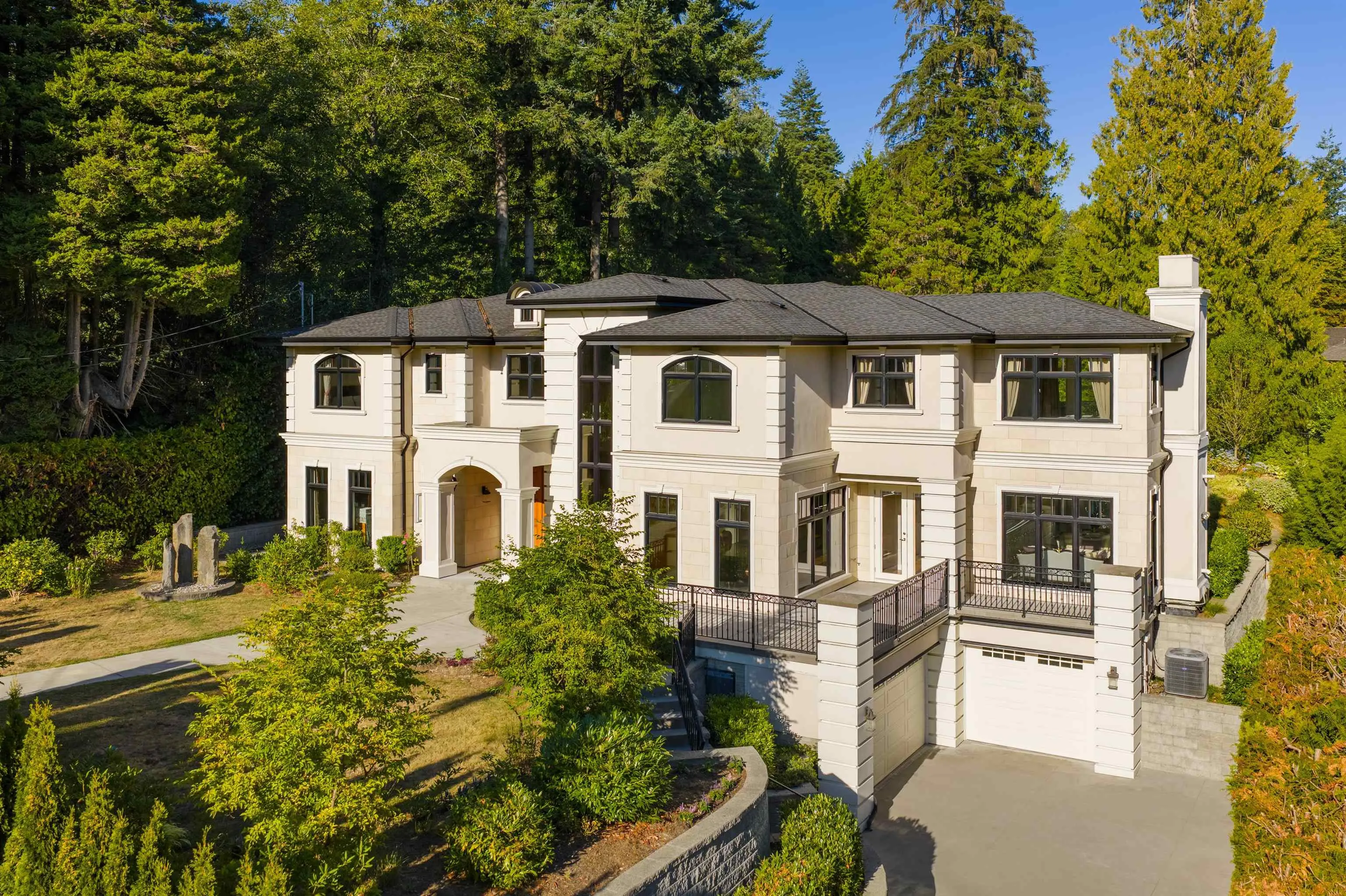 920 3rd Street