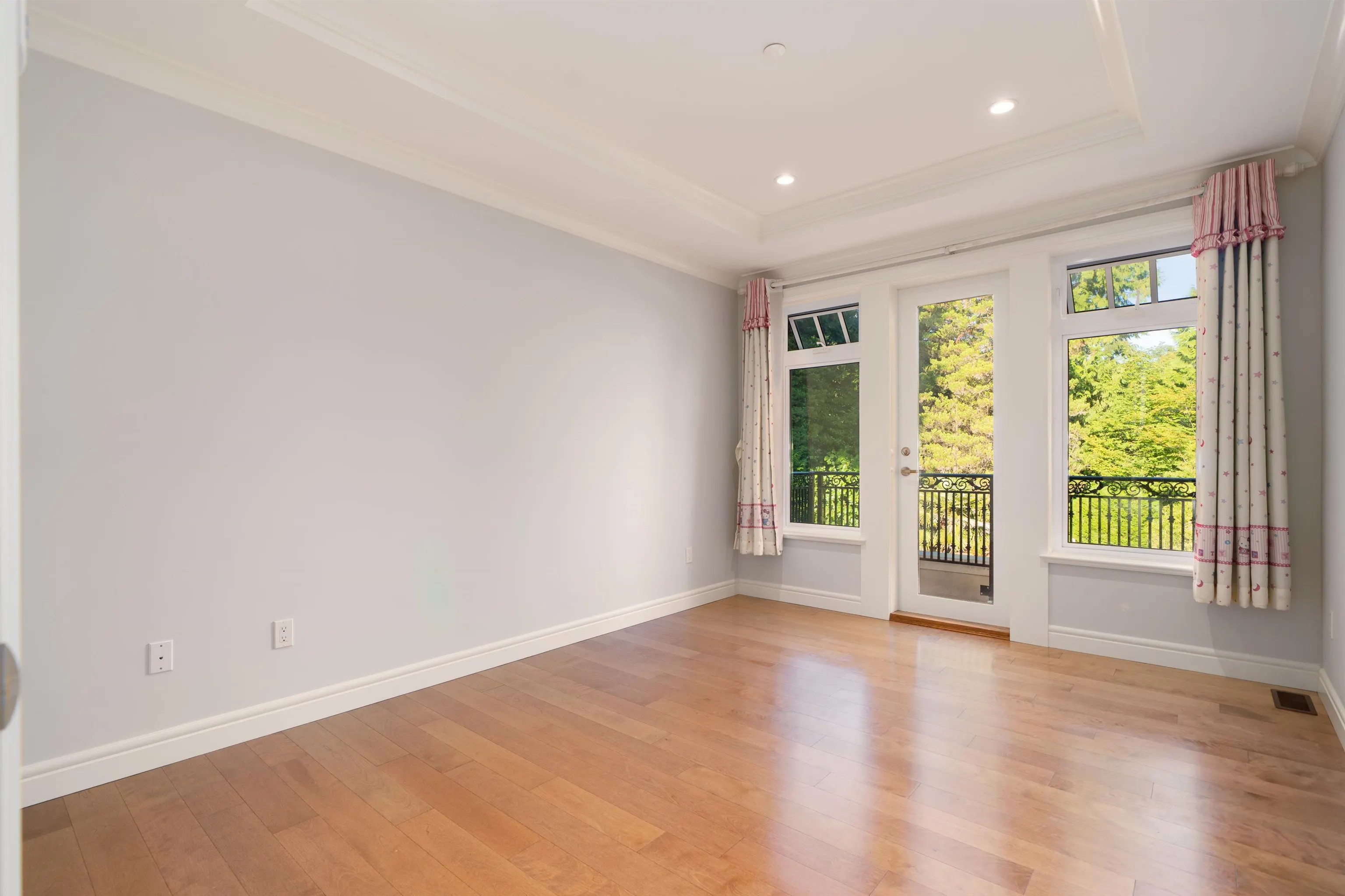 920 3rd Street