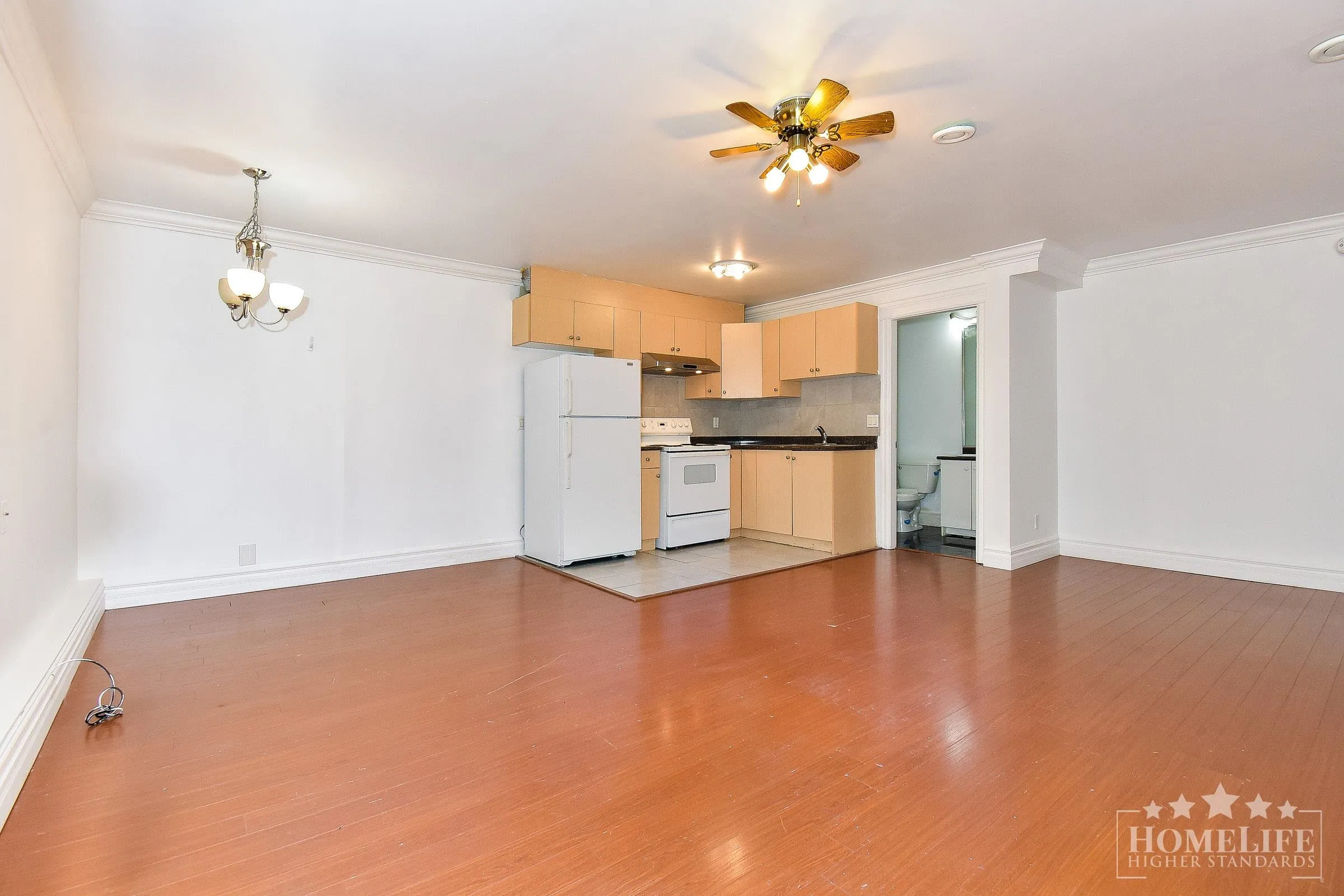 Basement A 16053 79 Avenue