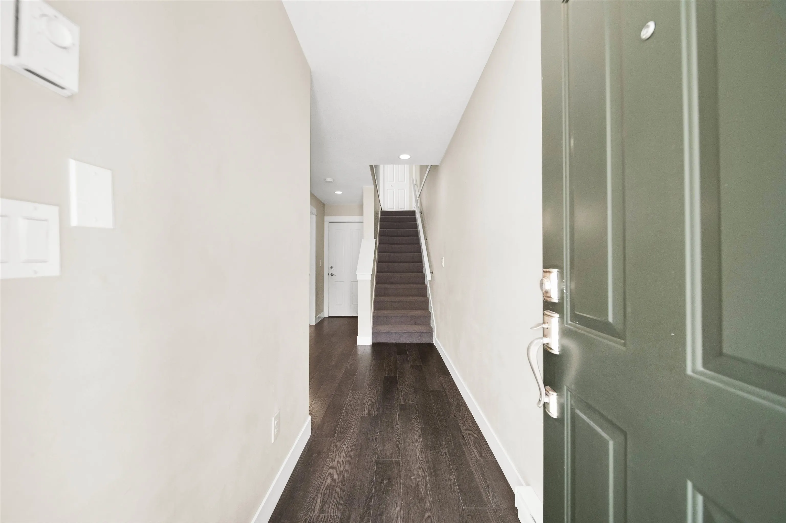 39 2469 164 Street