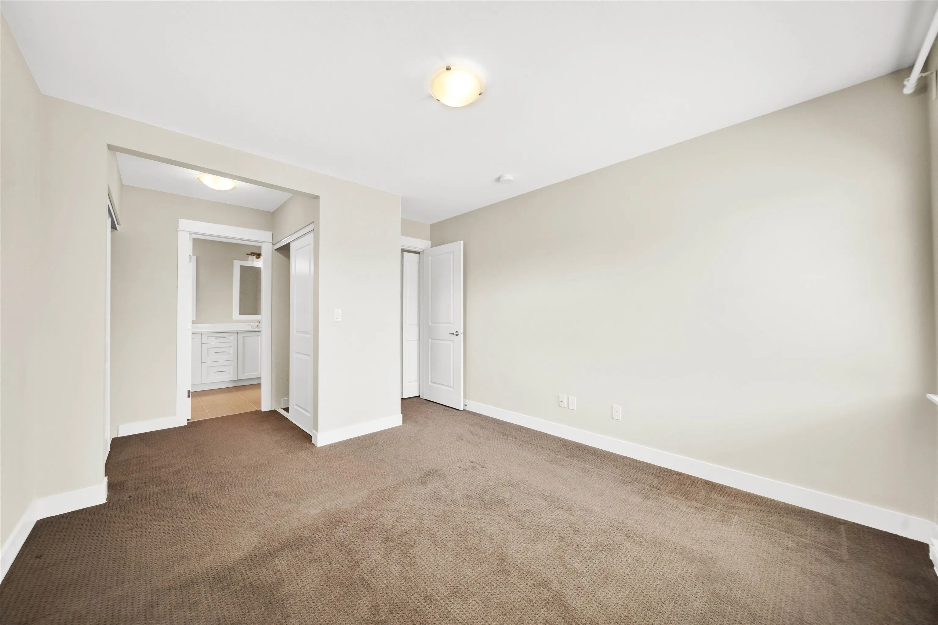 39 2469 164 Street