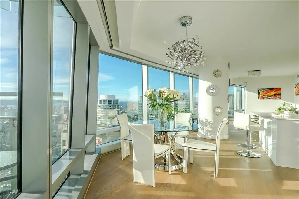 3602 1151 W Georgia St