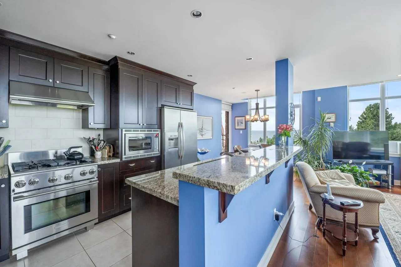 503 14824 North Bluff Road