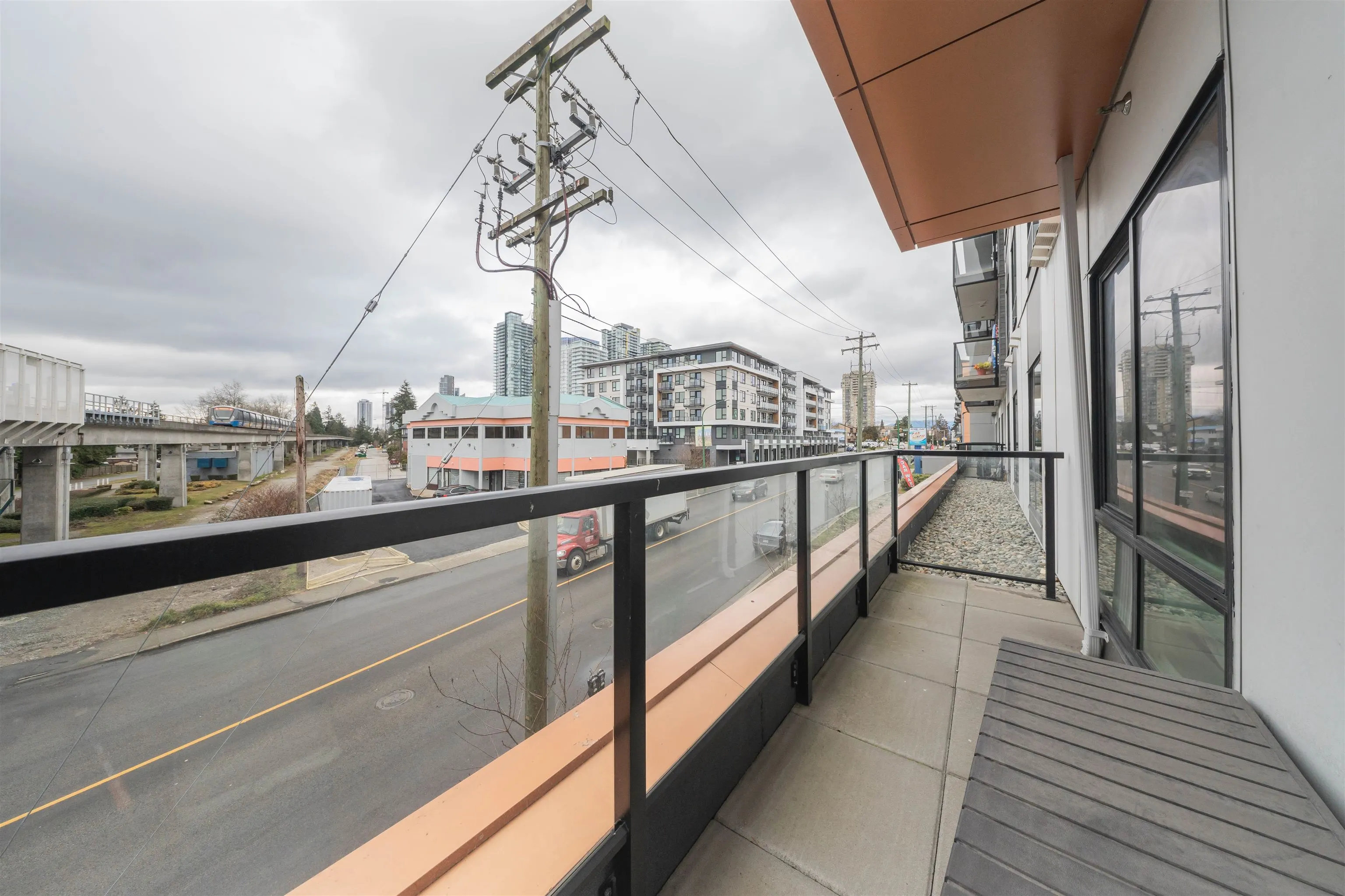 201 6968 Royal Oak Avenue