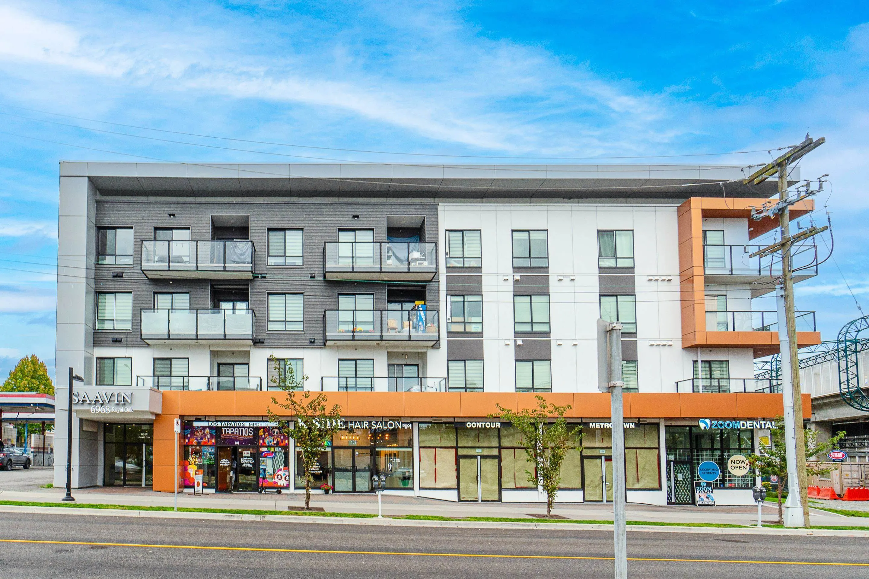 201 6968 Royal Oak Avenue