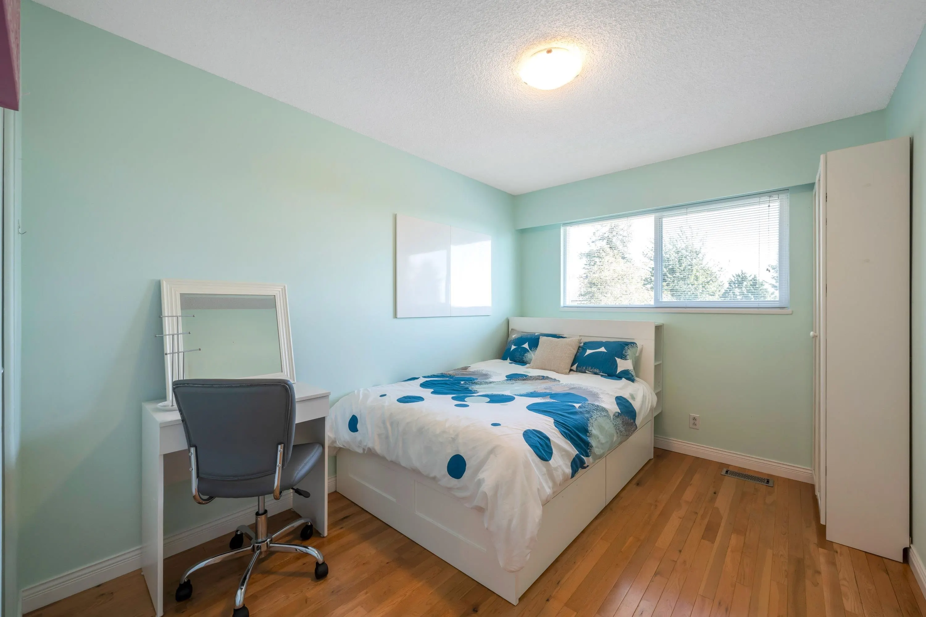 10601 Hermosa Drive