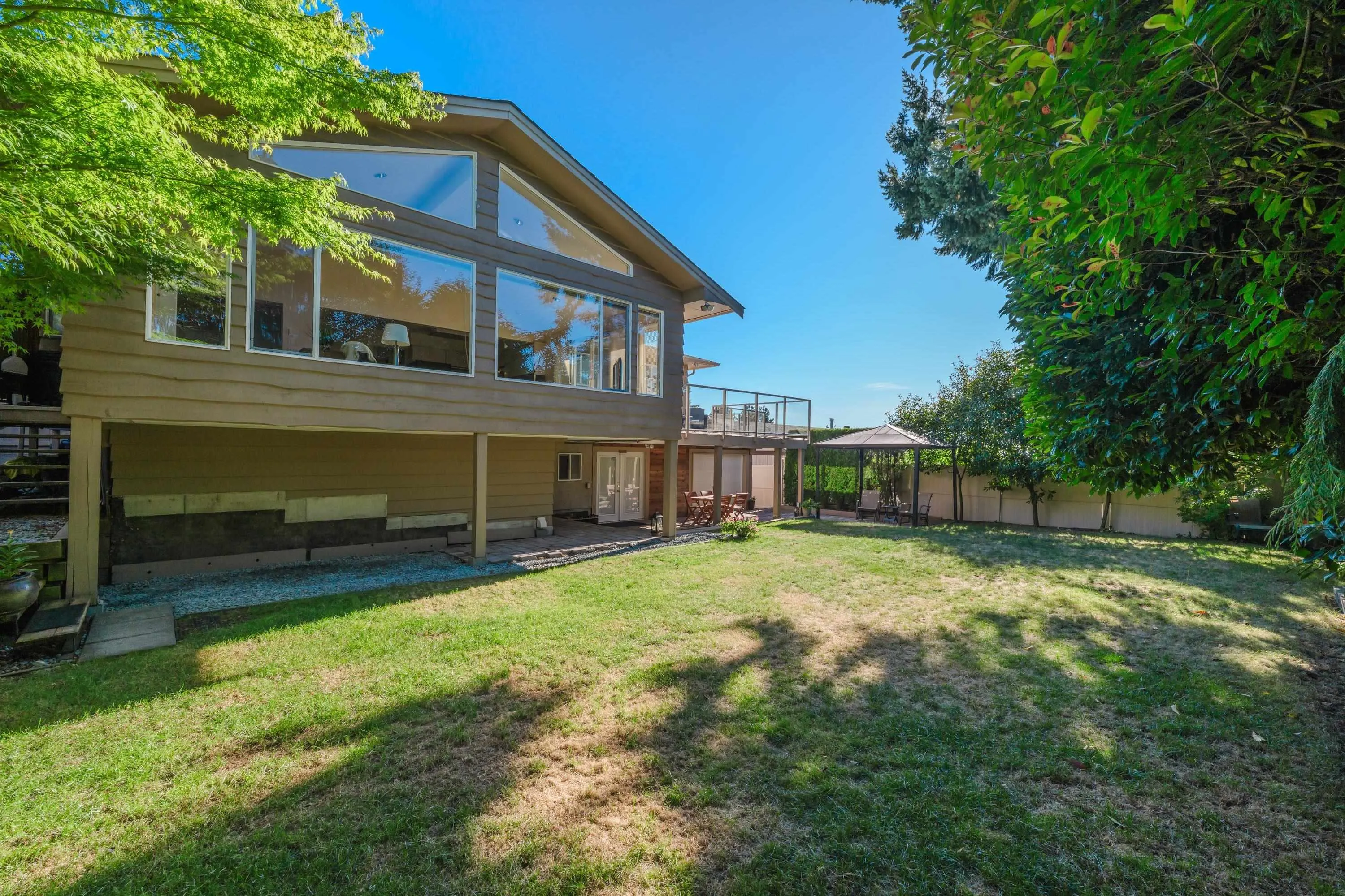 10601 Hermosa Drive