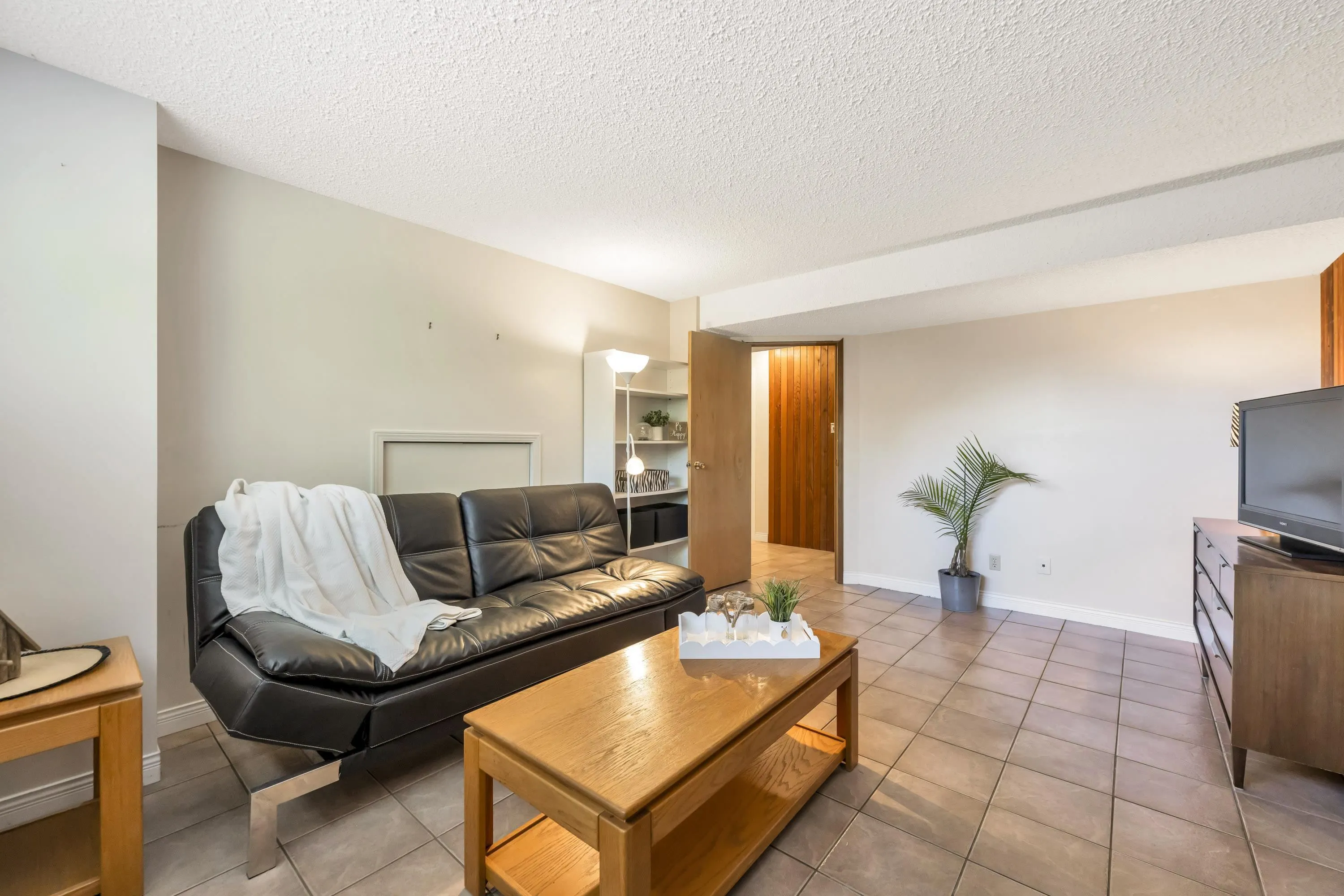 10601 Hermosa Drive