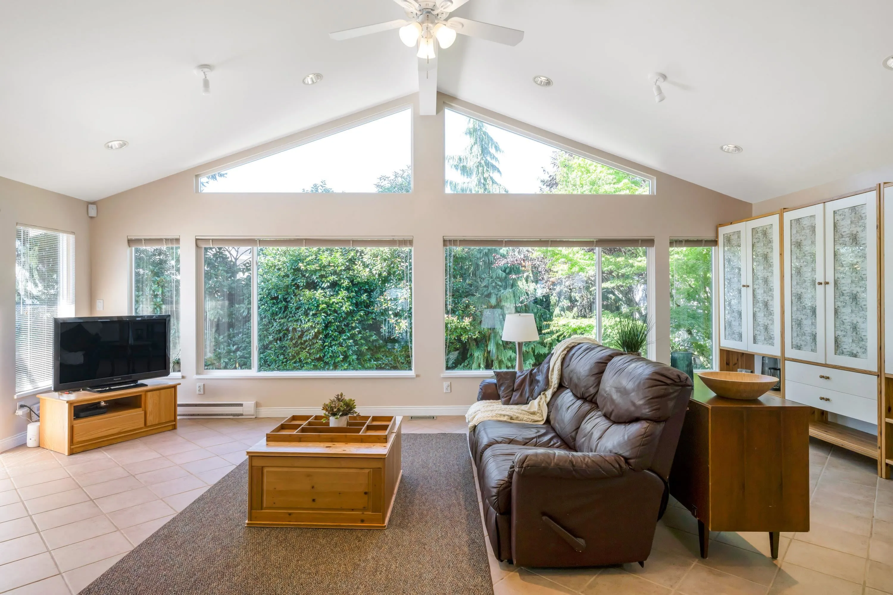 10601 Hermosa Drive