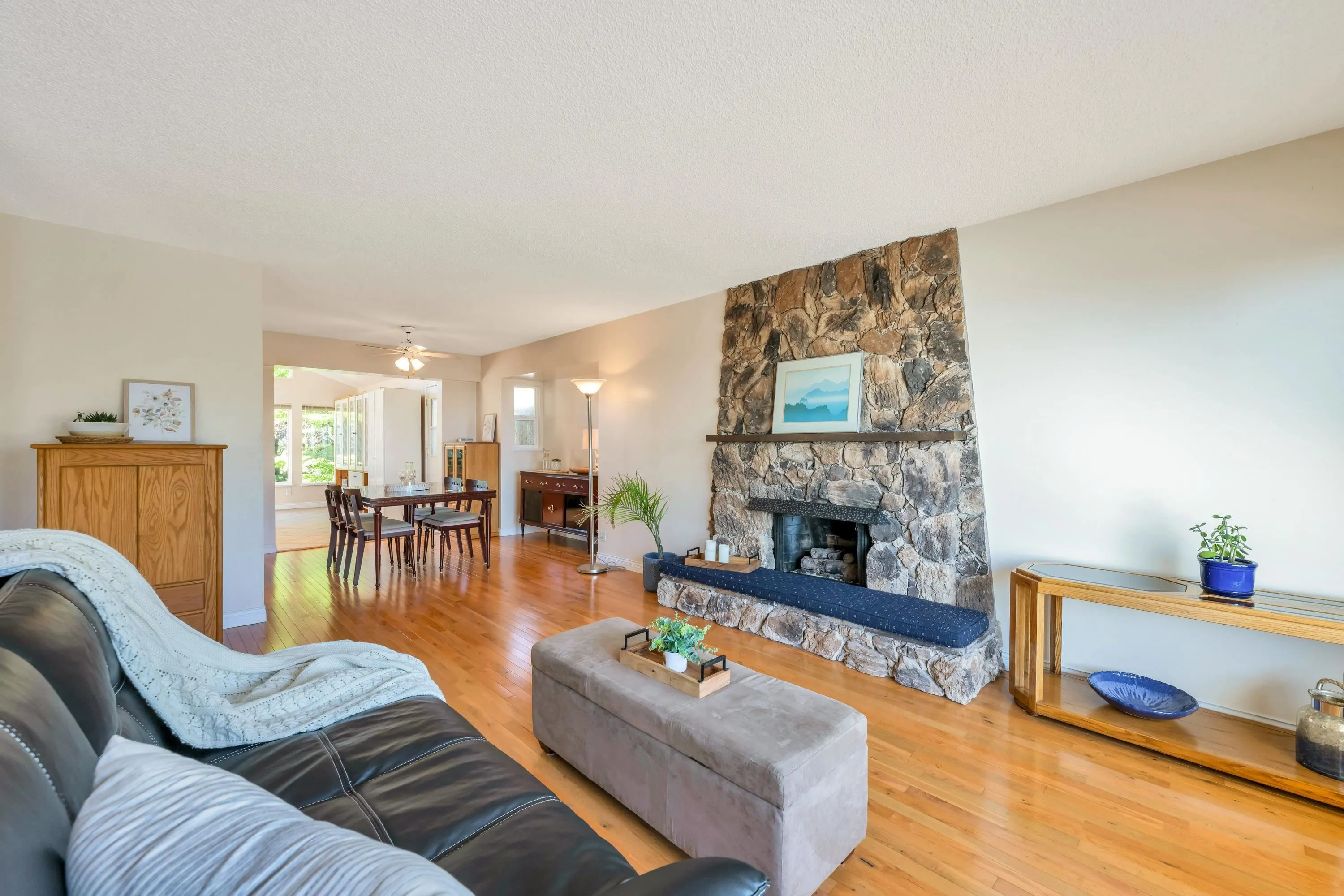 10601 Hermosa Drive