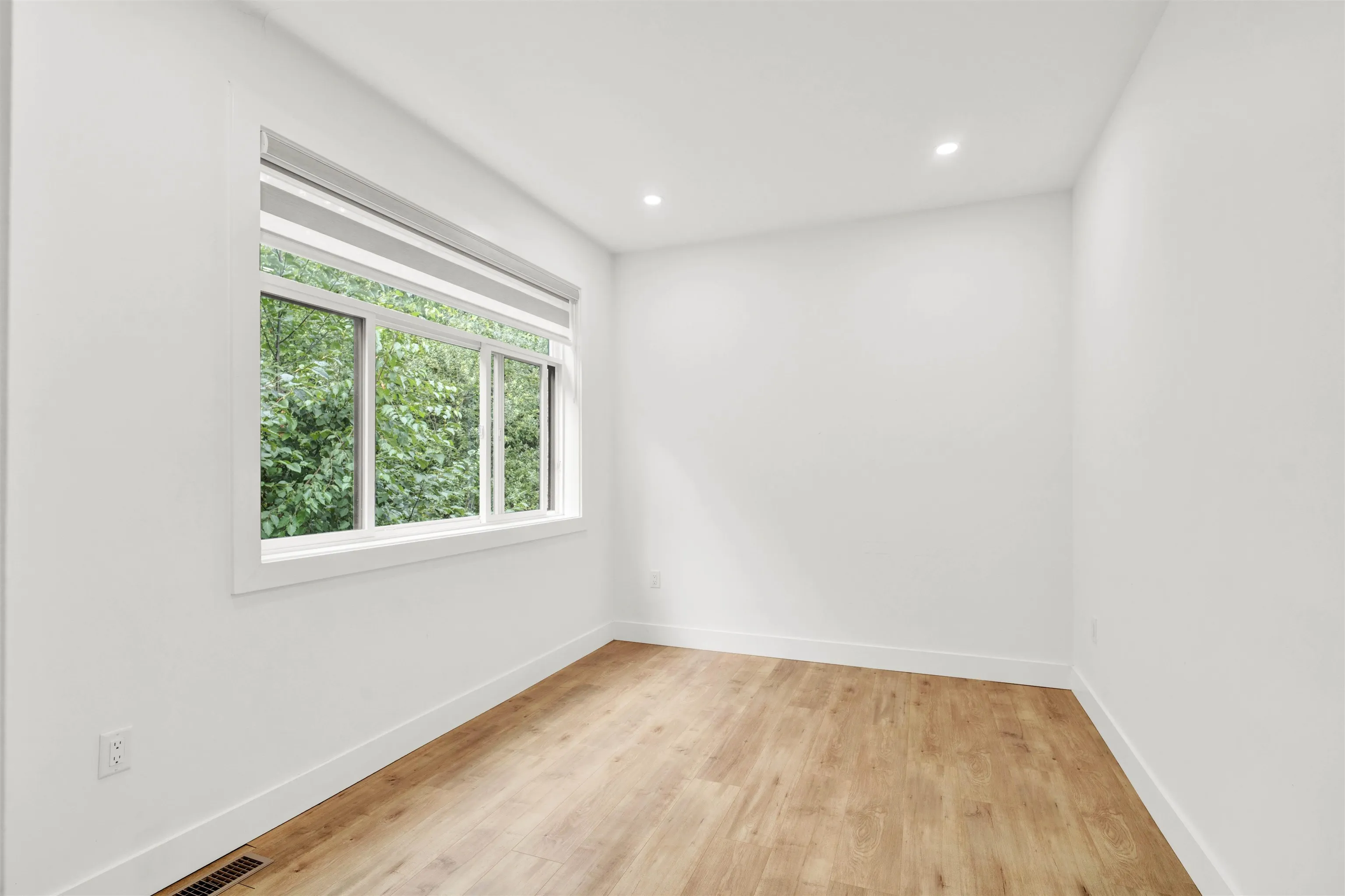 36665 Carl Creek Crescent
