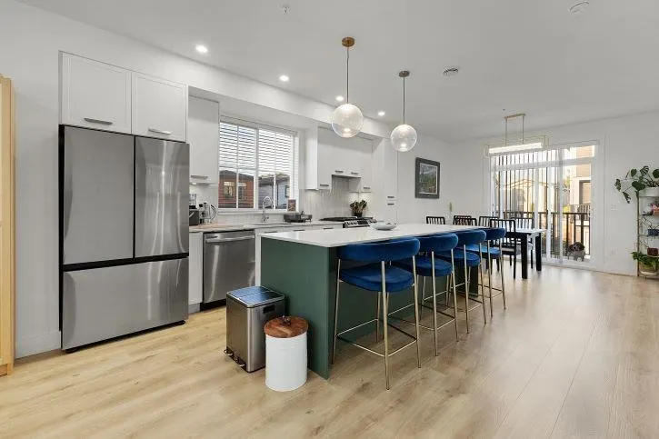 1 20680 76b Avenue