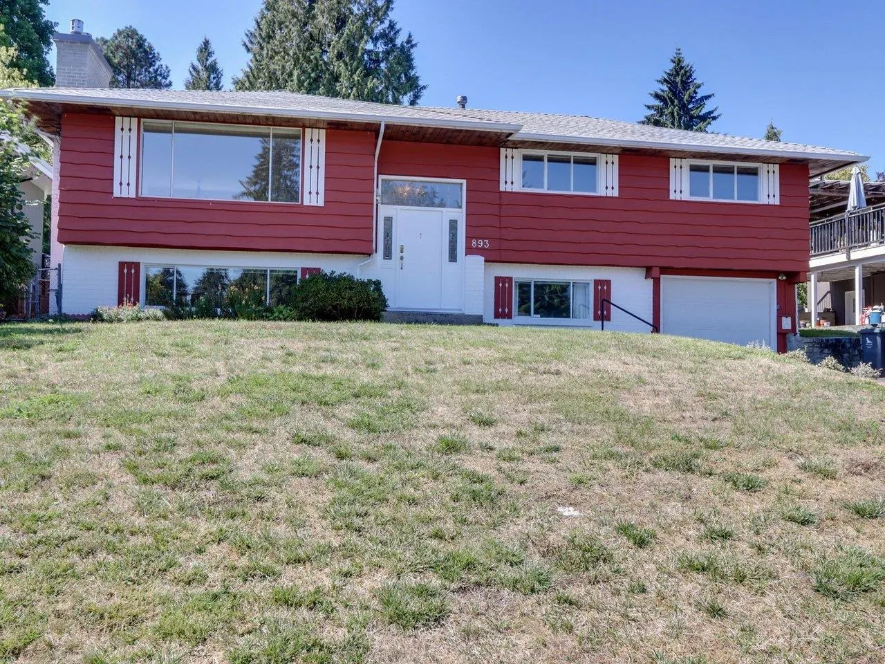 893 Huntingdon Crescent