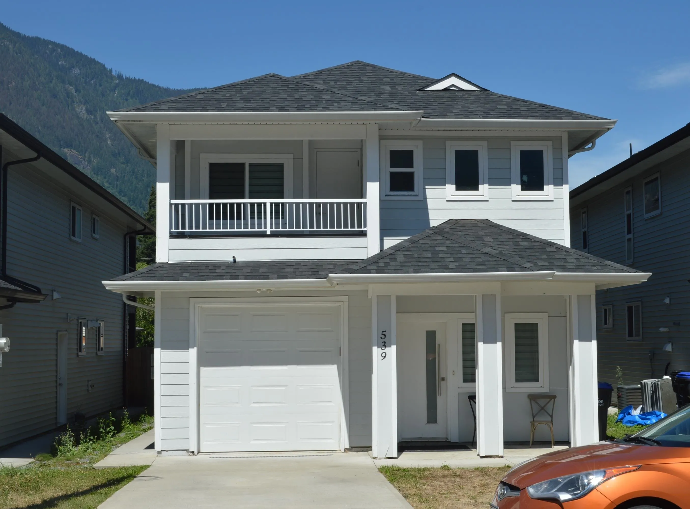 539 Douglas Street