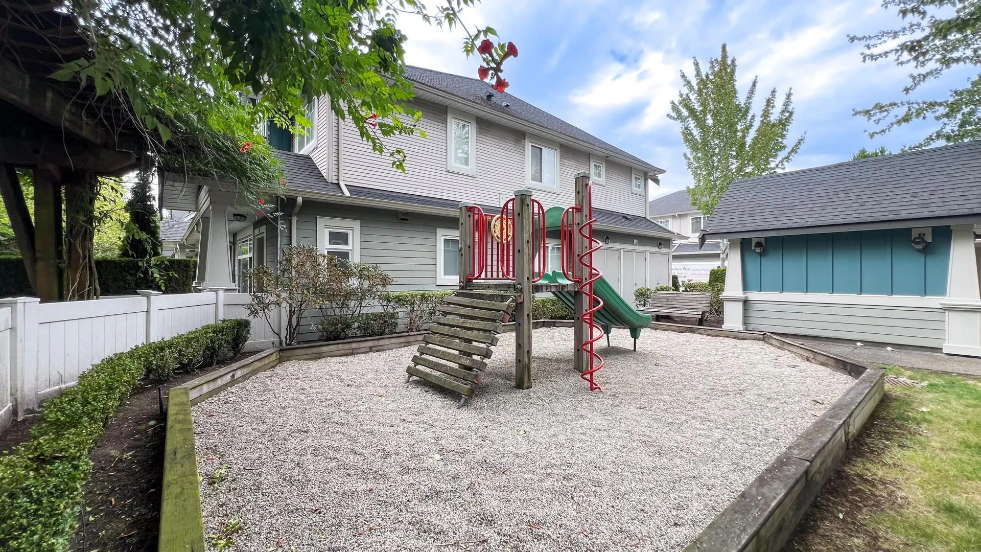 16 11393 Steveston Highway