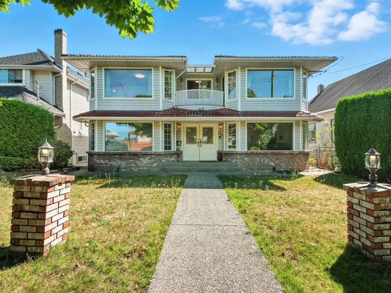 1566 Cliff Avenue