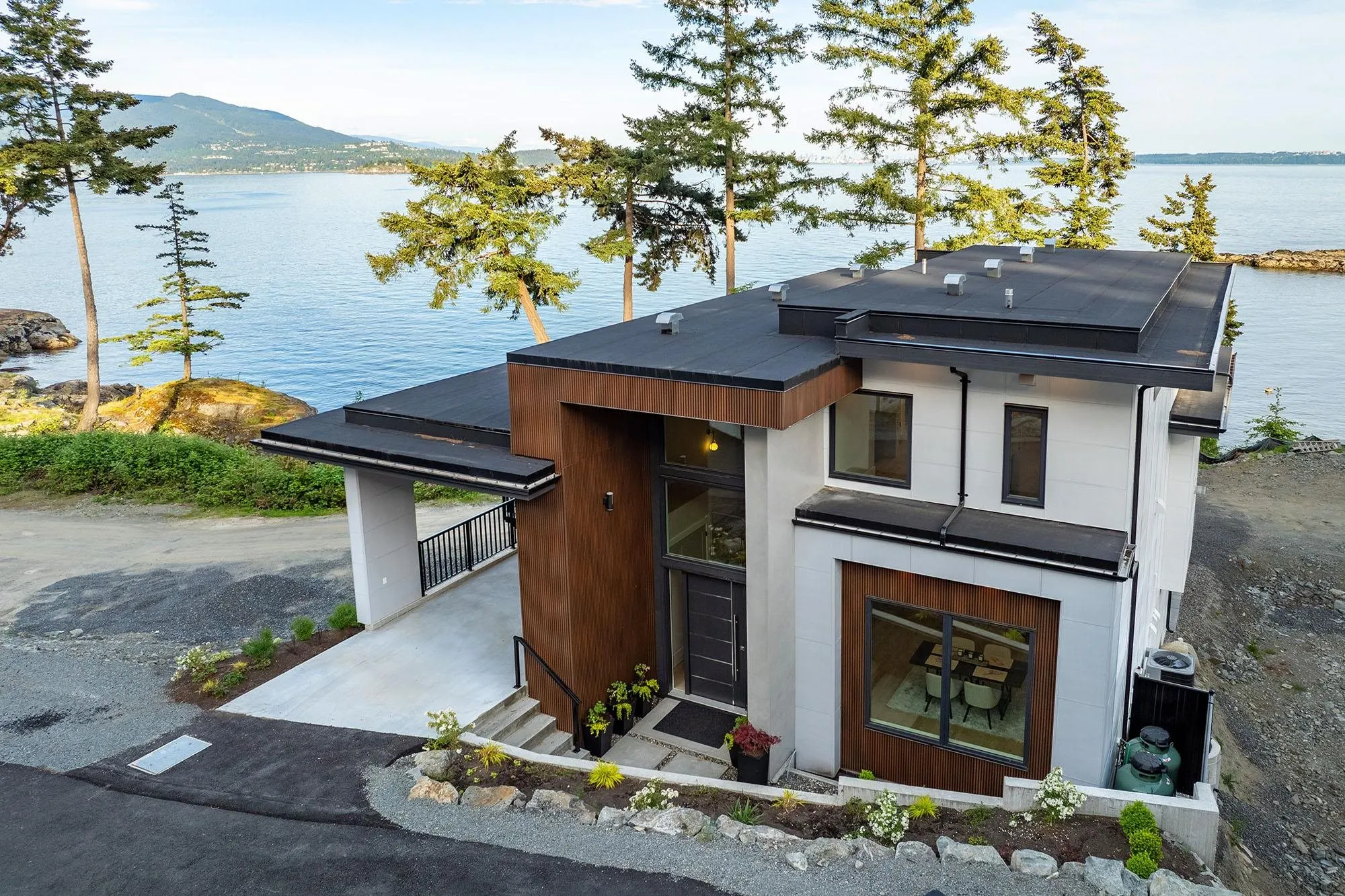 239 Shore Lane
