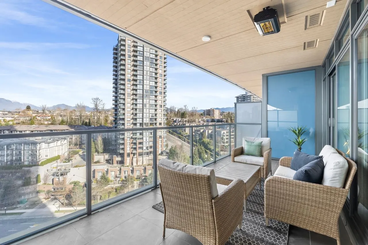 1006 4890 Lougheed Highway