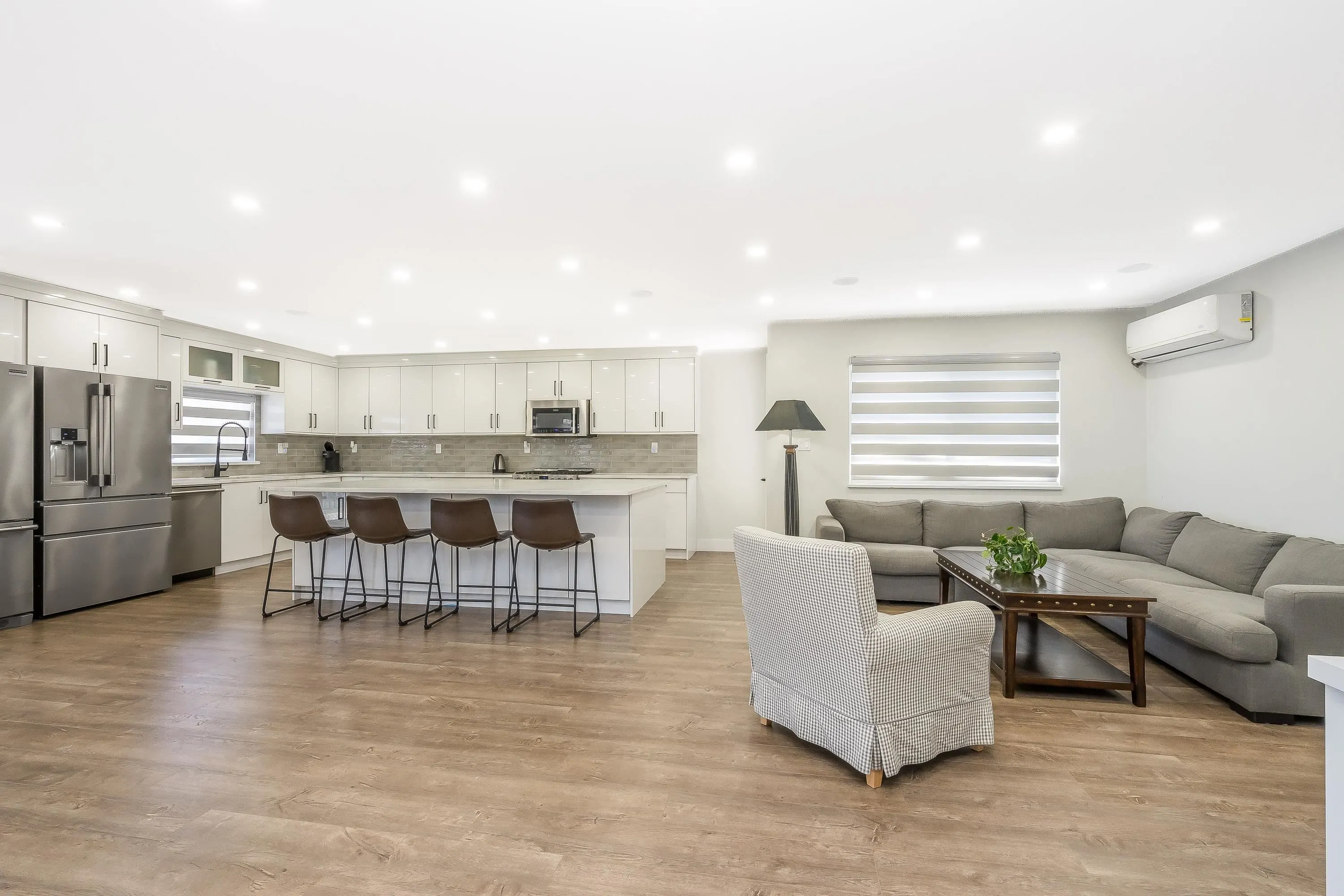 7331 Lombard Road
