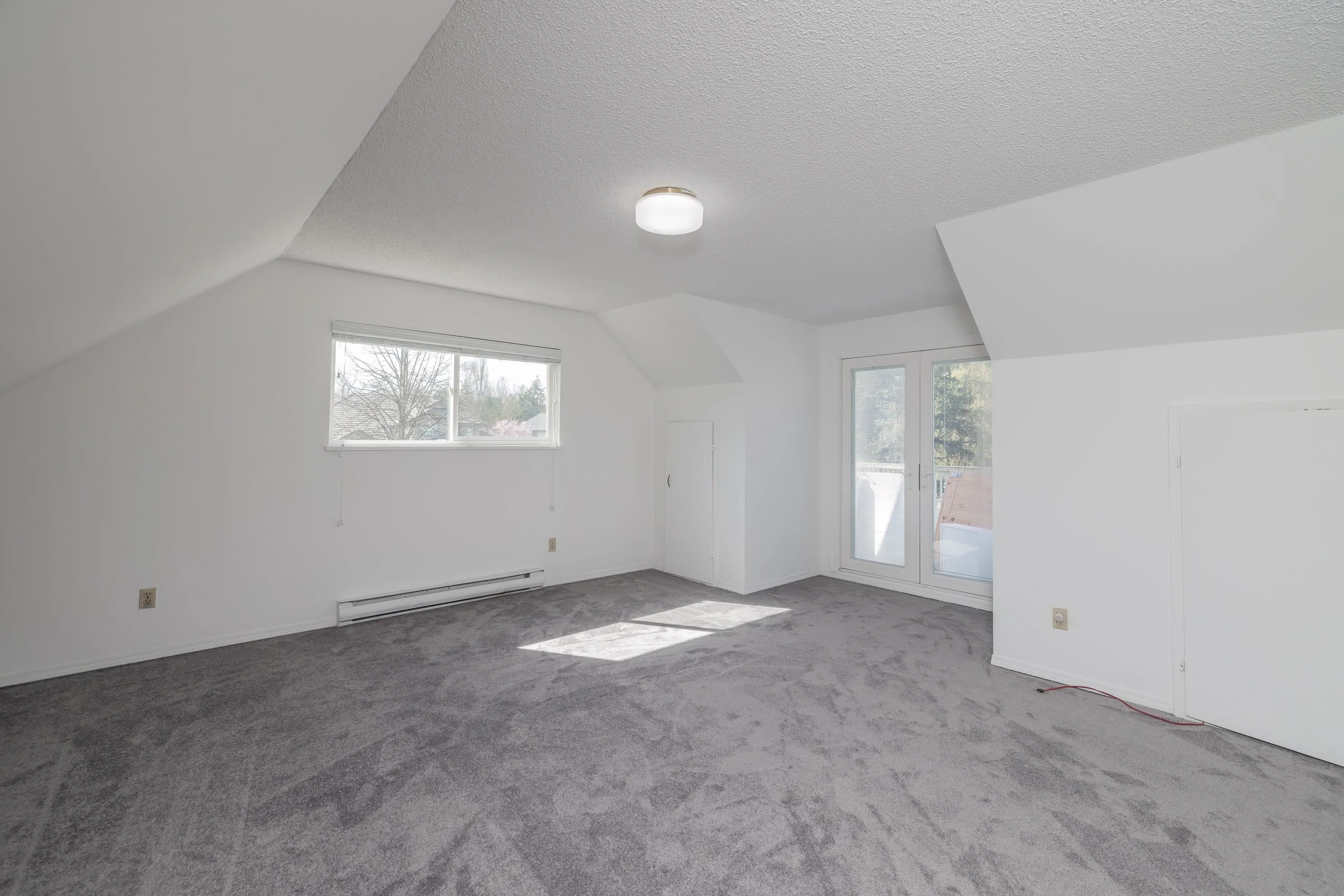 4458 Benz Crescent